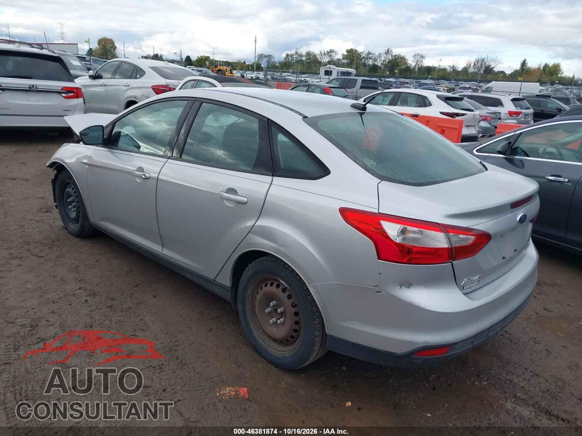 FORD FOCUS 2012 - 1FAHP3F2XCL463569