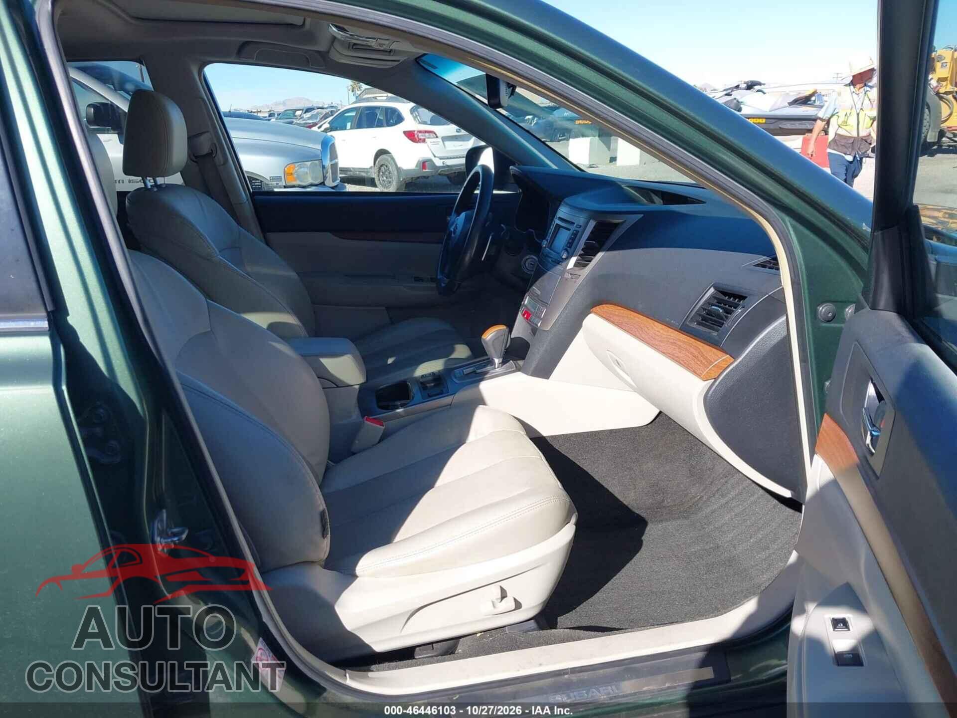 SUBARU OUTBACK 2013 - 4S4BRBKC5D3200115