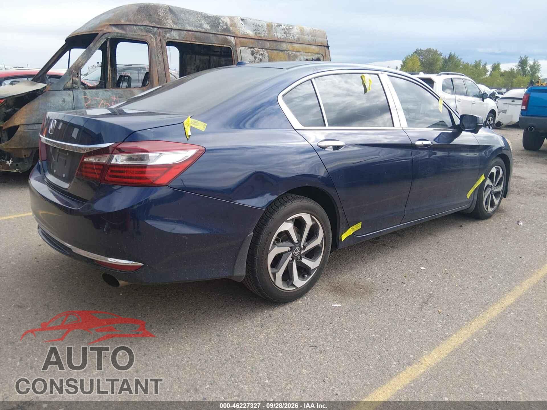 HONDA ACCORD 2017 - 1HGCR2F80HA063375