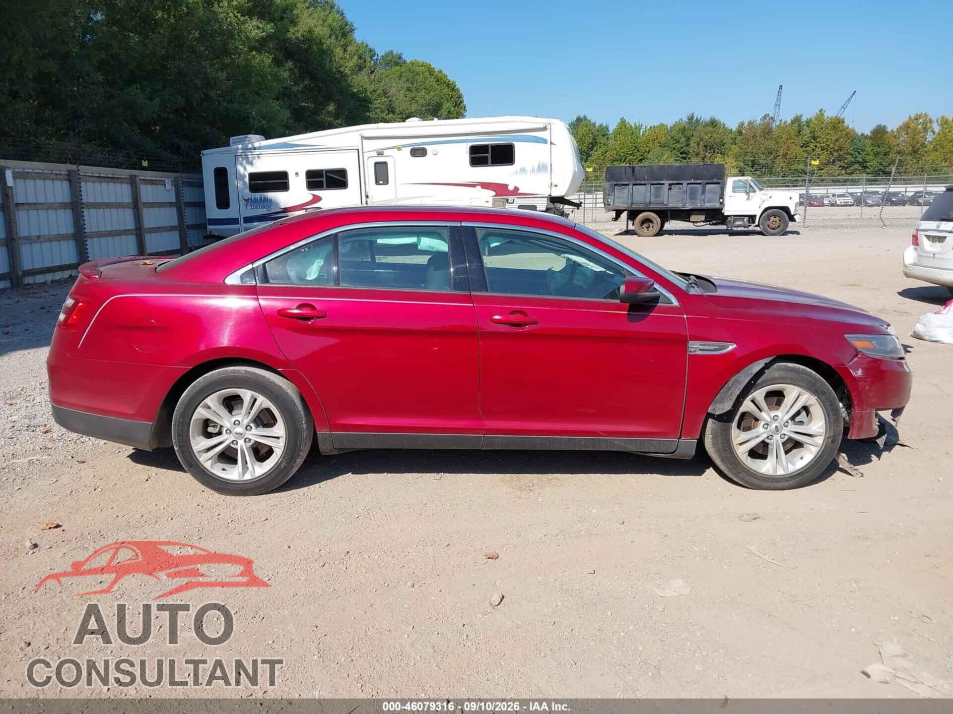 FORD TAURUS 2015 - 1FAHP2E84FG202676
