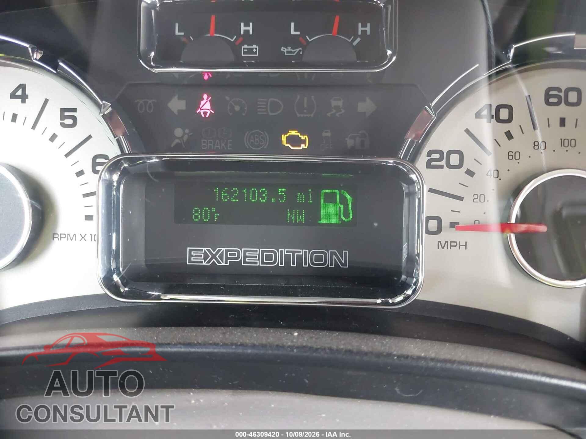 FORD EXPEDITION 2013 - 1FMJU1J53DEF17841