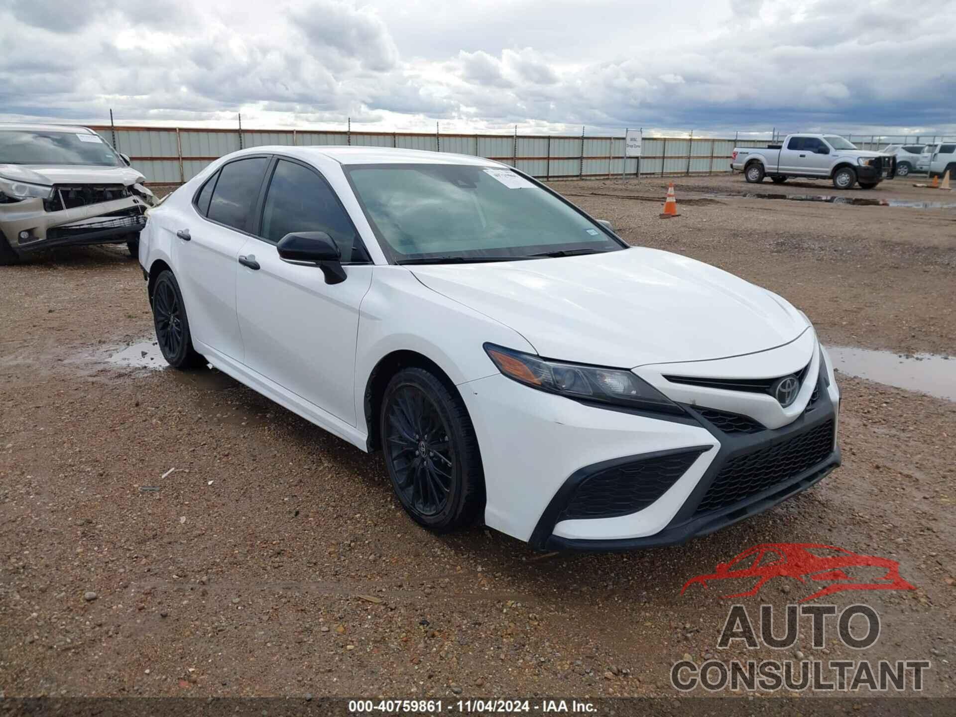 TOYOTA CAMRY 2022 - 4T1G11AK9NU062249