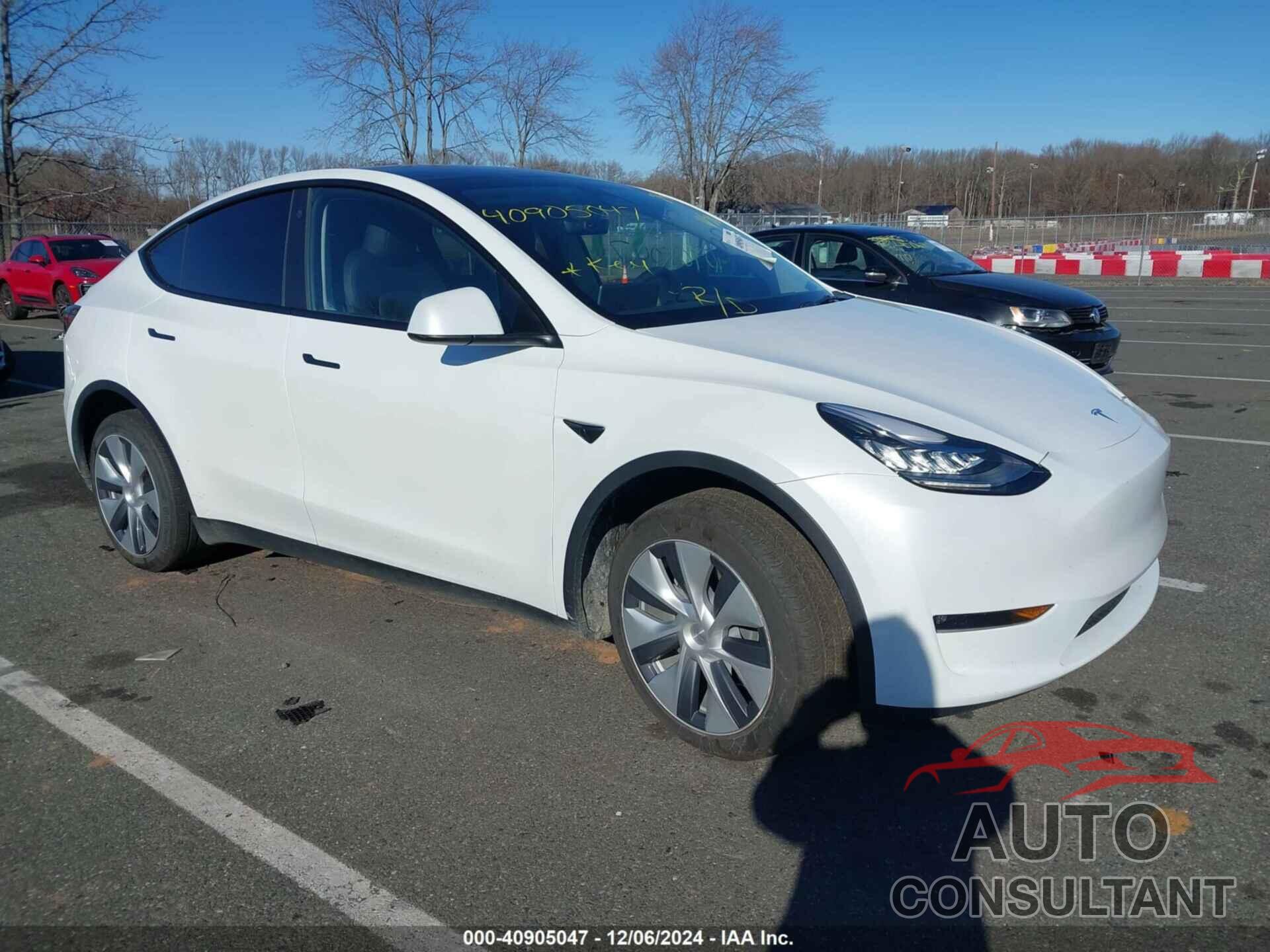 TESLA MODEL Y 2023 - 7SAYGDEE5PA051760