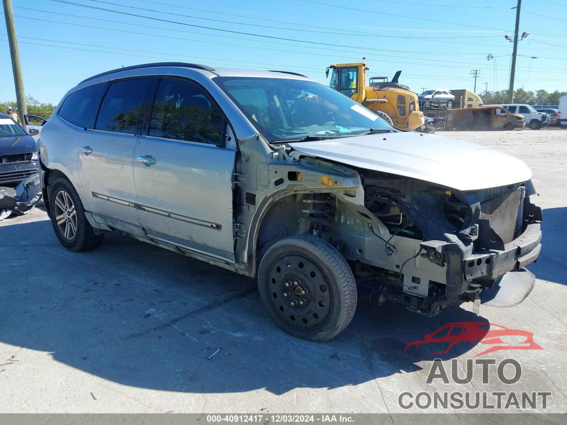 CHEVROLET TRAVERSE 2015 - 1GNKRHKD3FJ102464