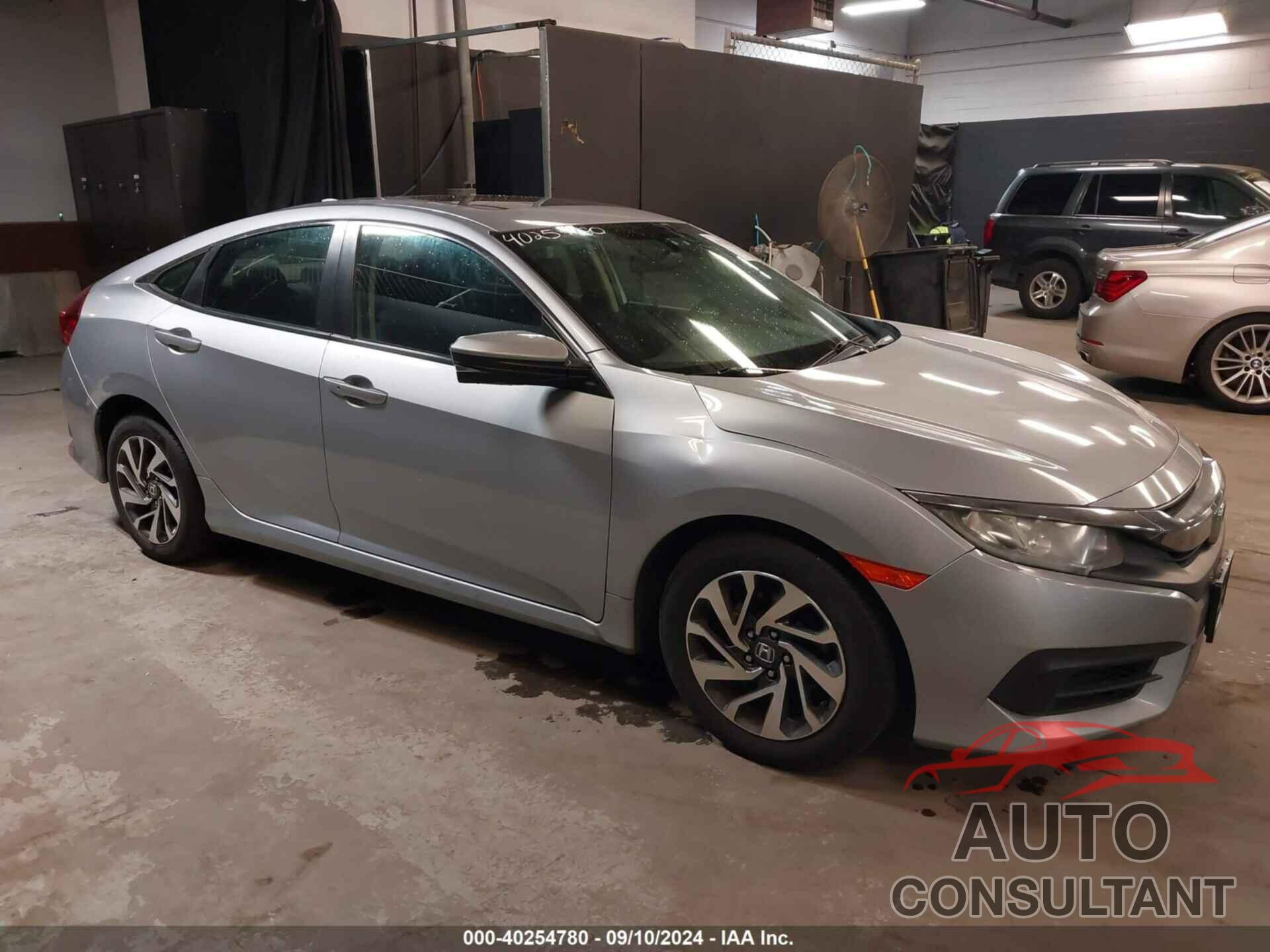 HONDA CIVIC 2017 - 2HGFC2F74HH565961