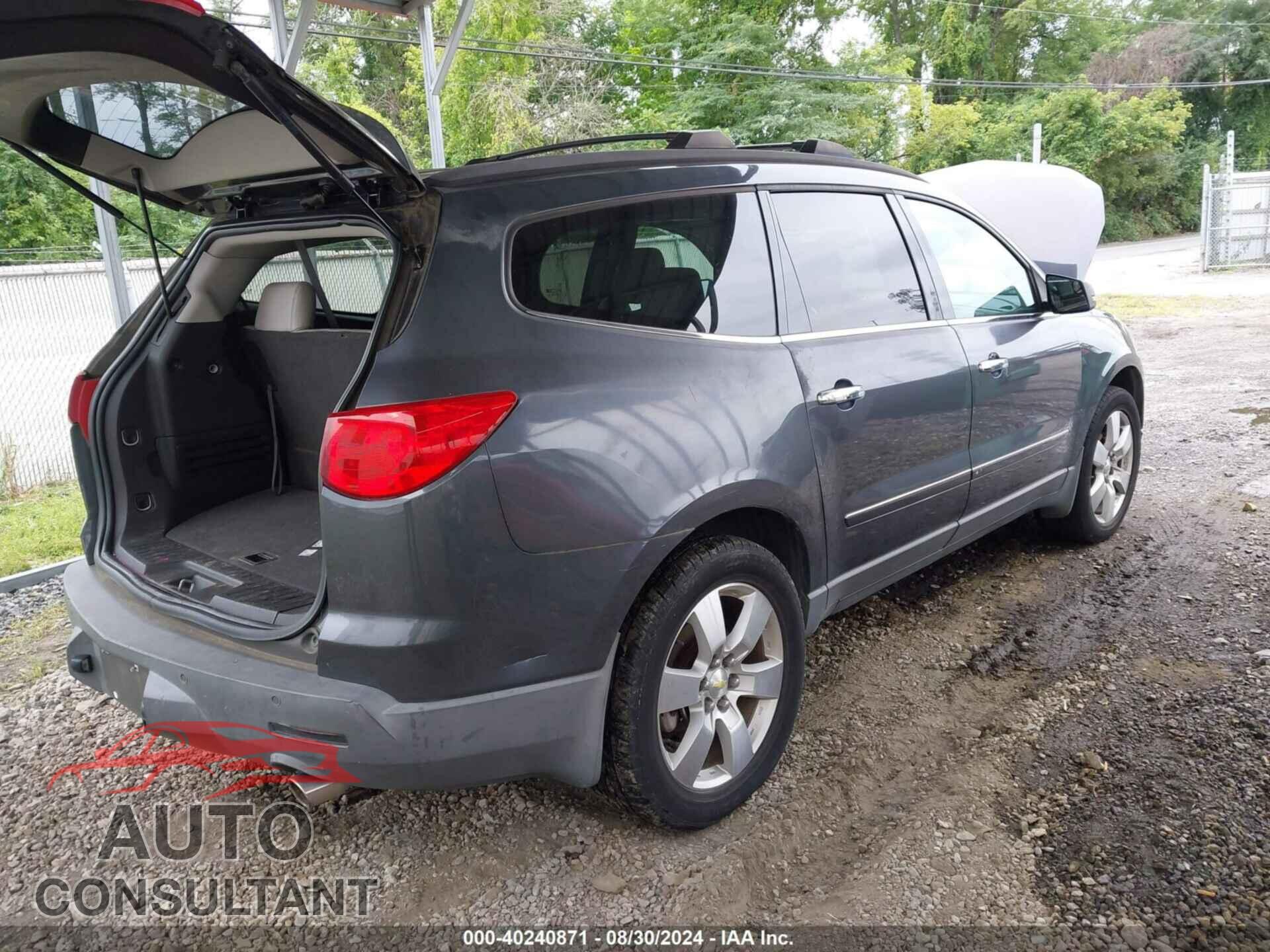 CHEVROLET TRAVERSE 2010 - 1GNLVHED8AS148564