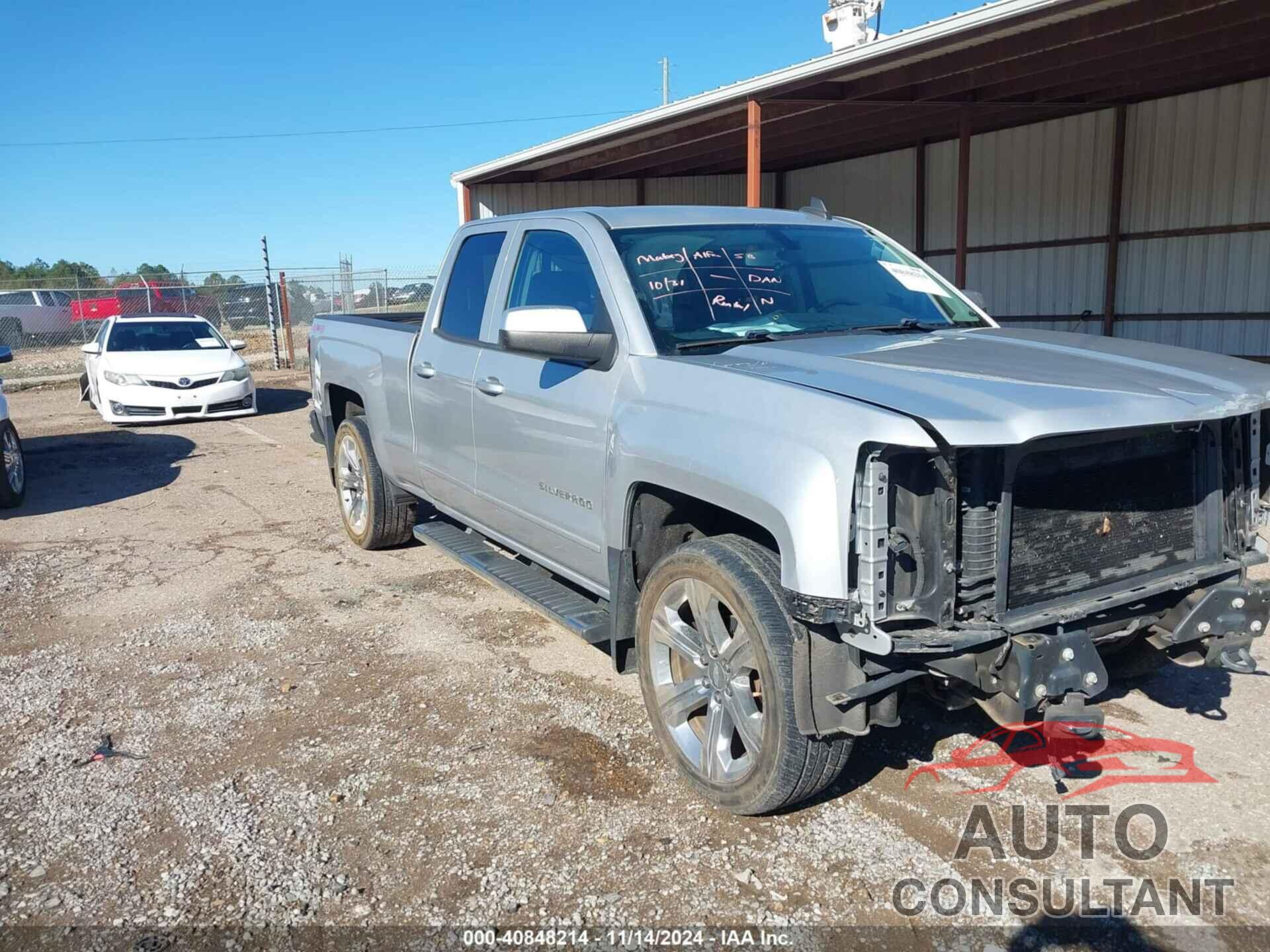 CHEVROLET SILVERADO 1500 2015 - 1GCVKREH1FZ265856
