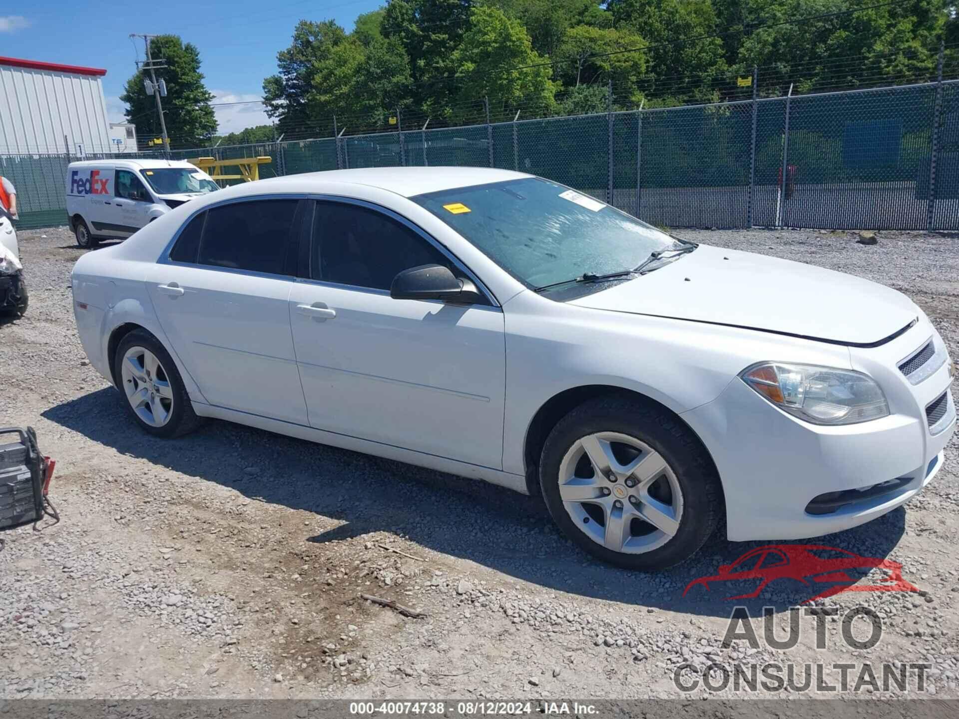 CHEVROLET MALIBU 2011 - 1G1ZB5E10BF185465
