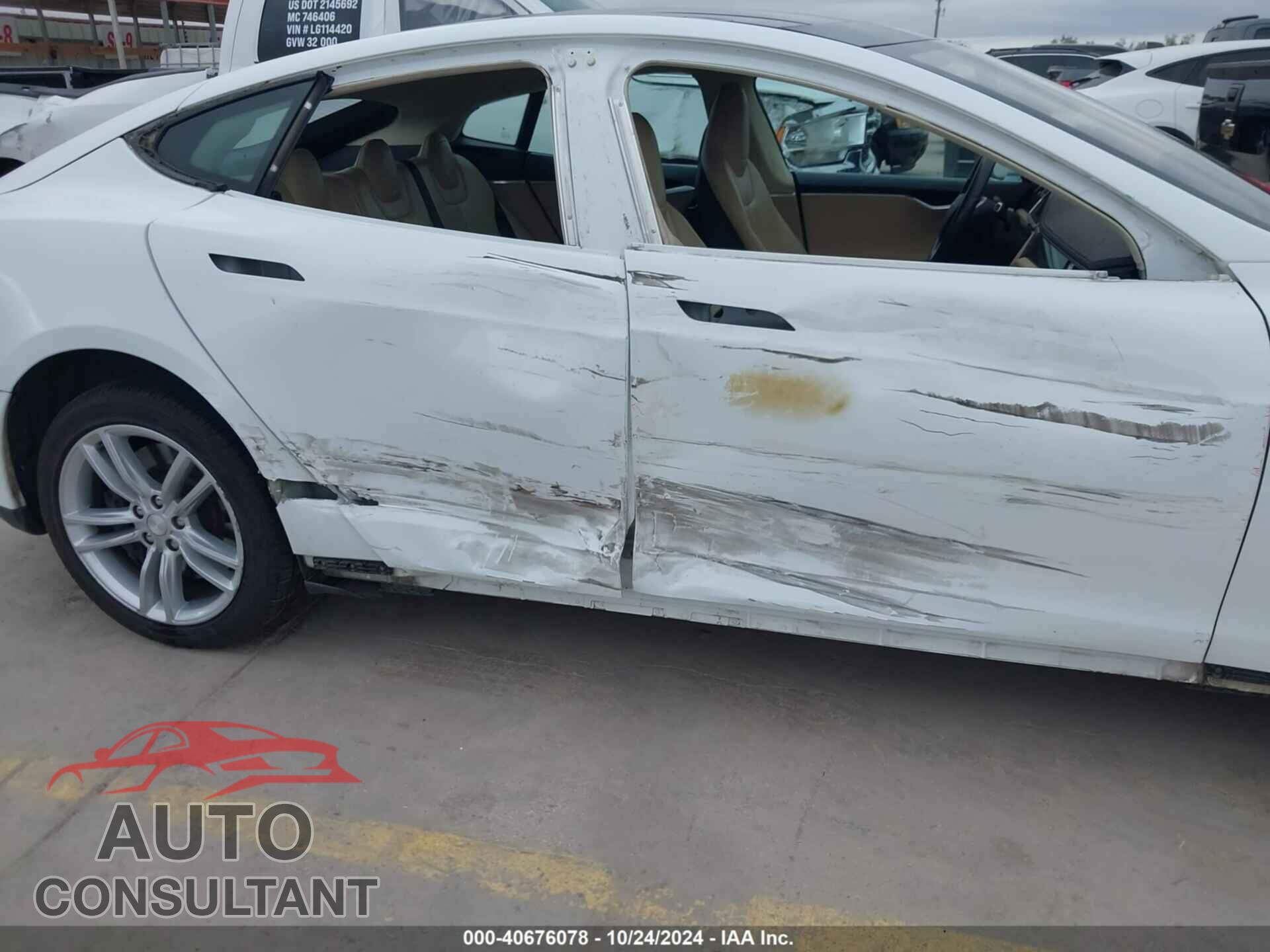 TESLA MODEL S 2013 - 5YJSA1DNXDFP18941