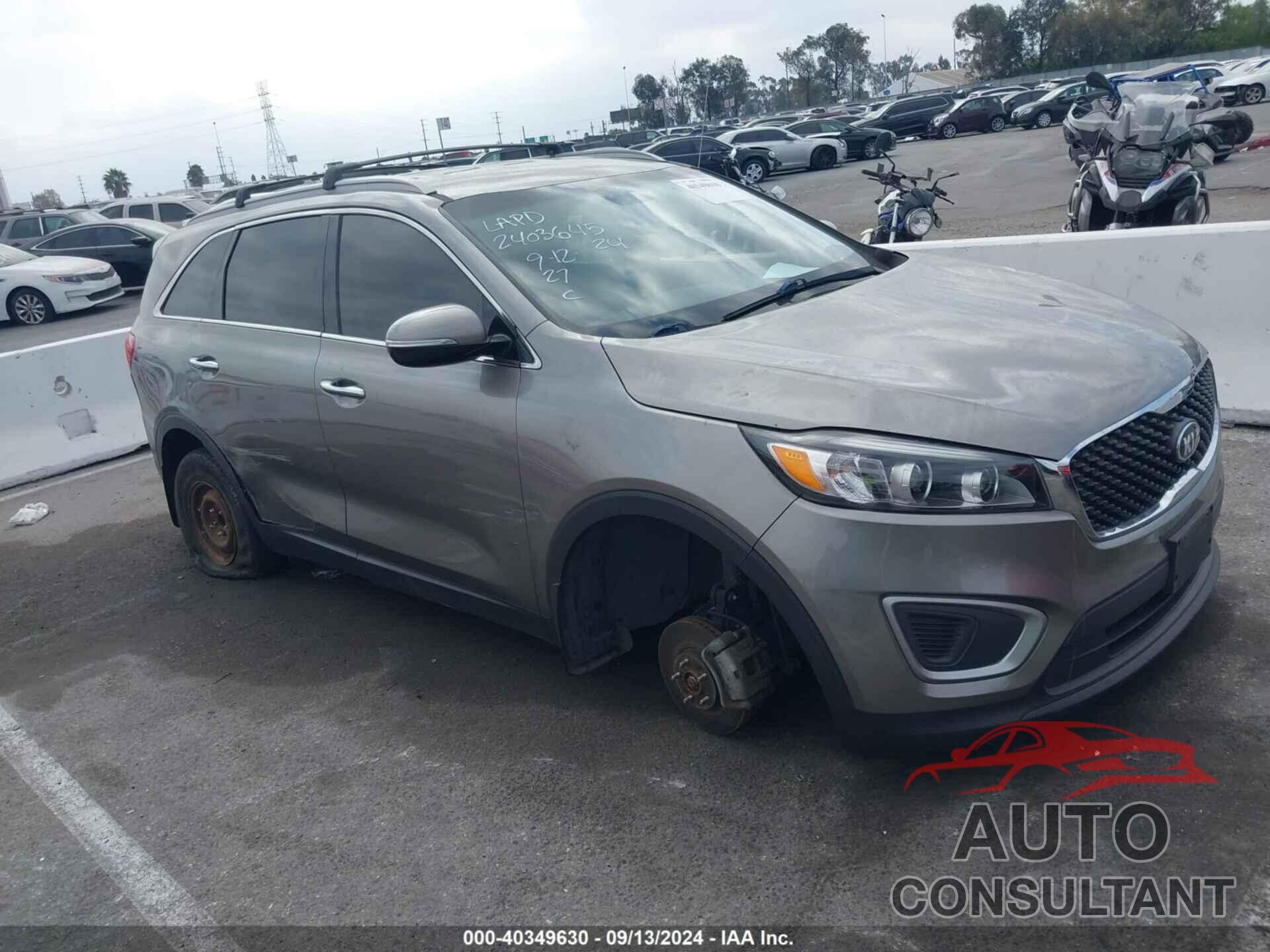 KIA SORENTO 2017 - 5XYPG4A38HG216307