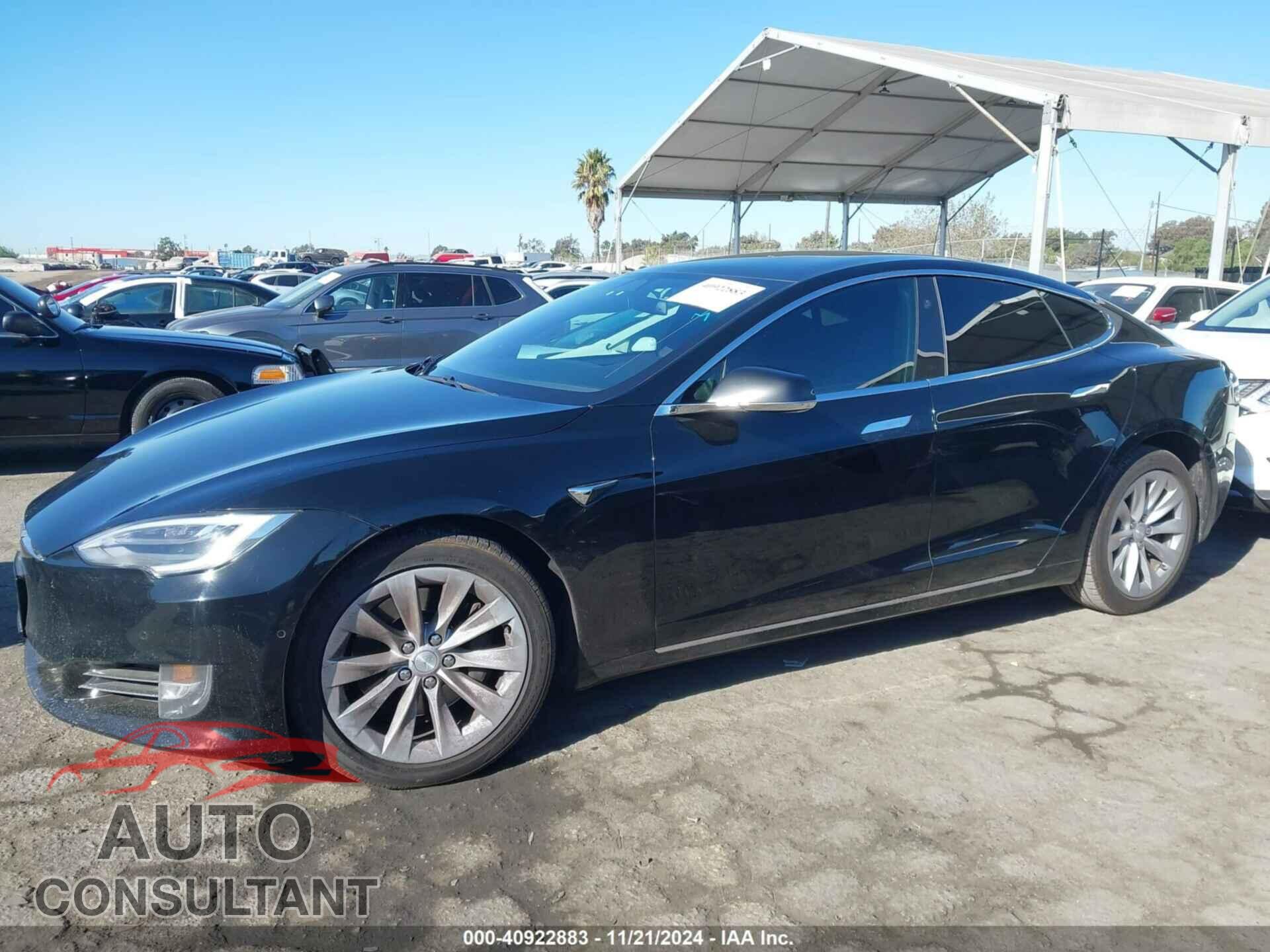 TESLA MODEL S 2018 - 5YJSA1E26JF275543