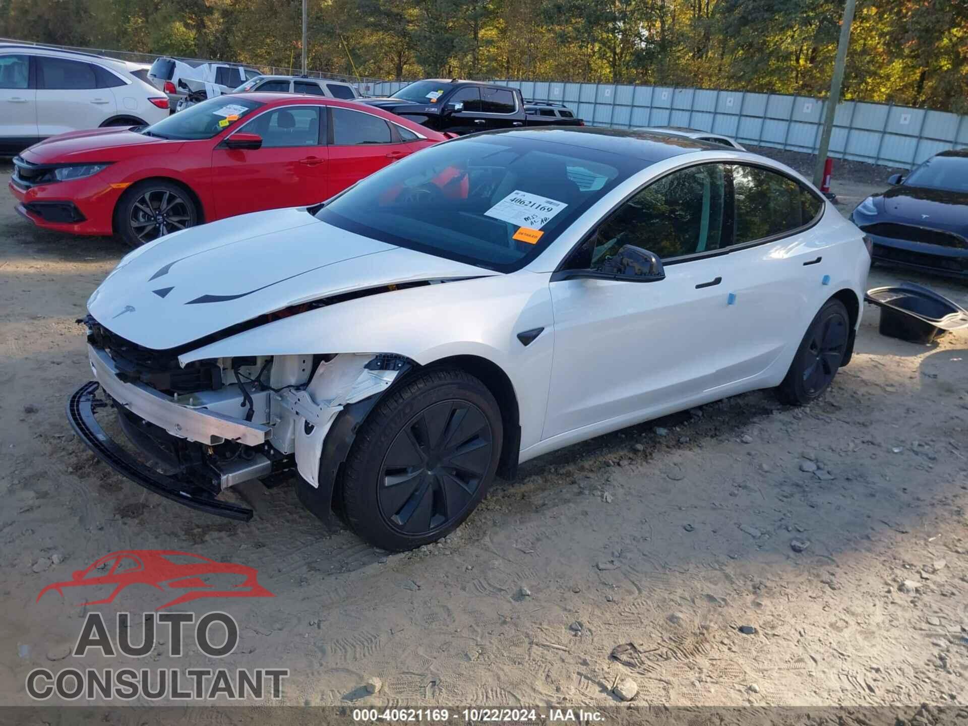 TESLA MODEL 3 2024 - 5YJ3E1EA7RF824775