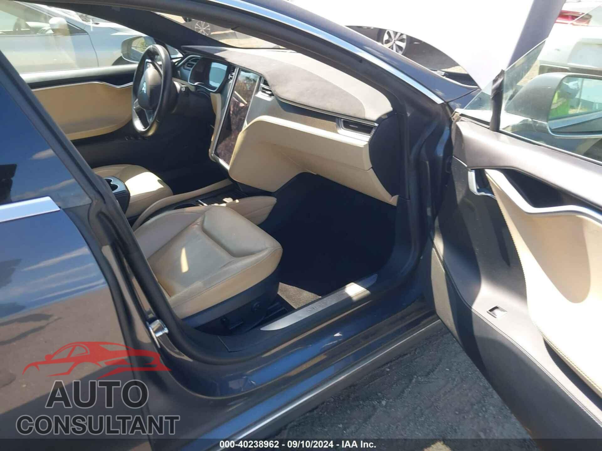 TESLA MODEL S 2016 - 5YJSA1E42GF125066