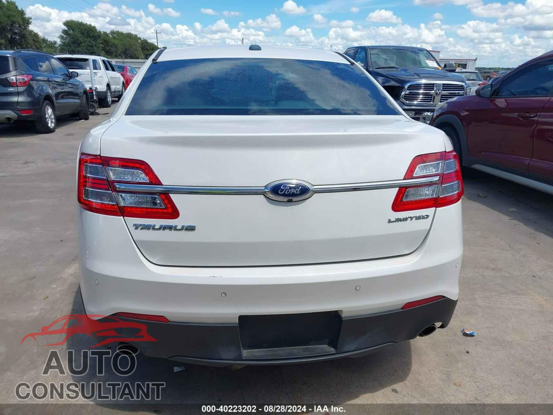 FORD TAURUS 2014 - 1FAHP2F89EG153276
