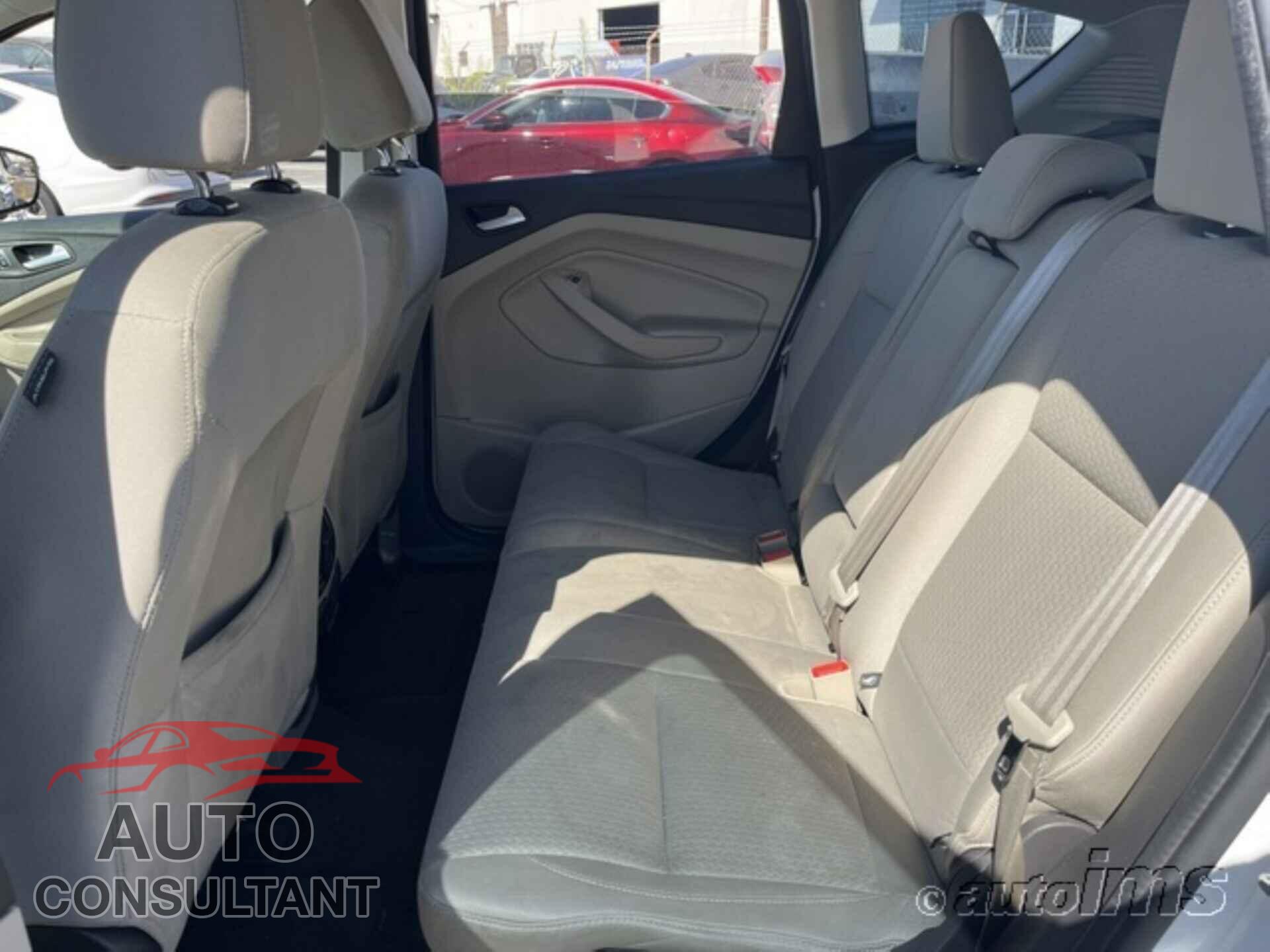 FORD C-MAX 2017 - 1FADP5AU3HL117339