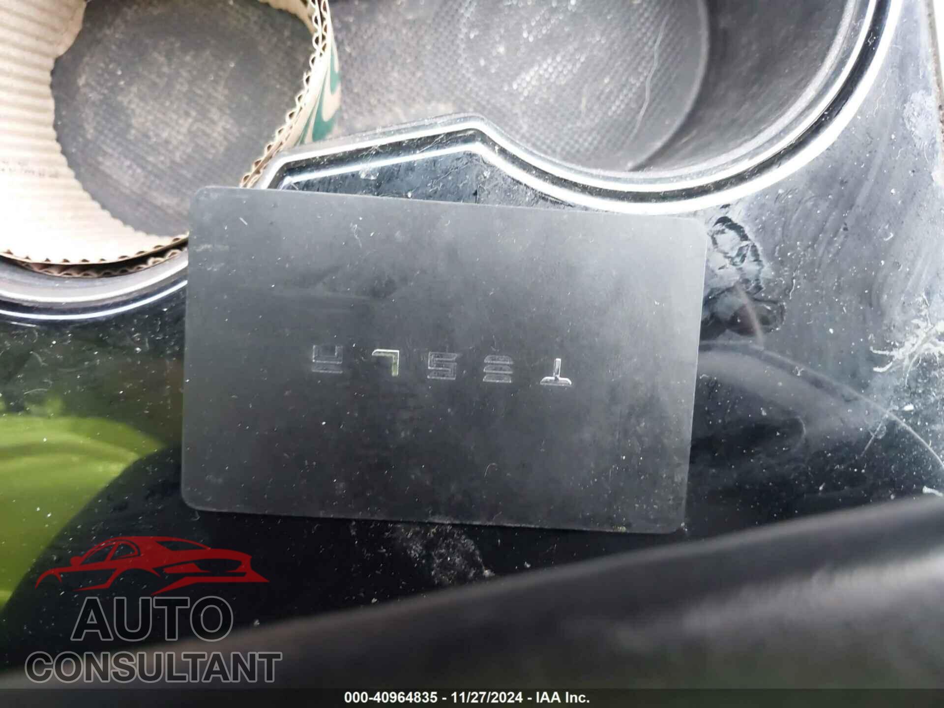 TESLA MODEL 3 2018 - 5YJ3E1EA1JF102500