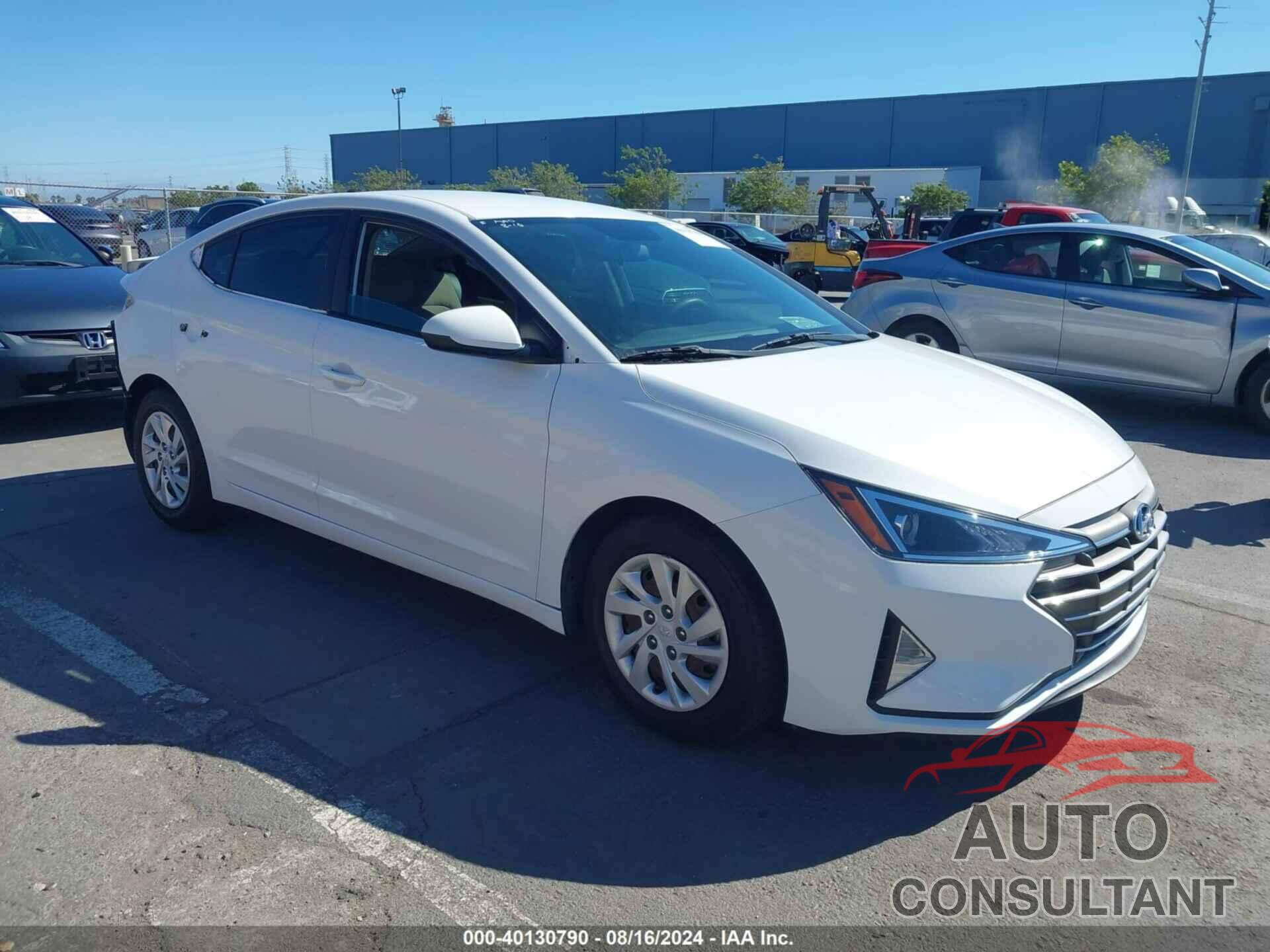 HYUNDAI ELANTRA 2019 - 5NPD74LF4KH452849