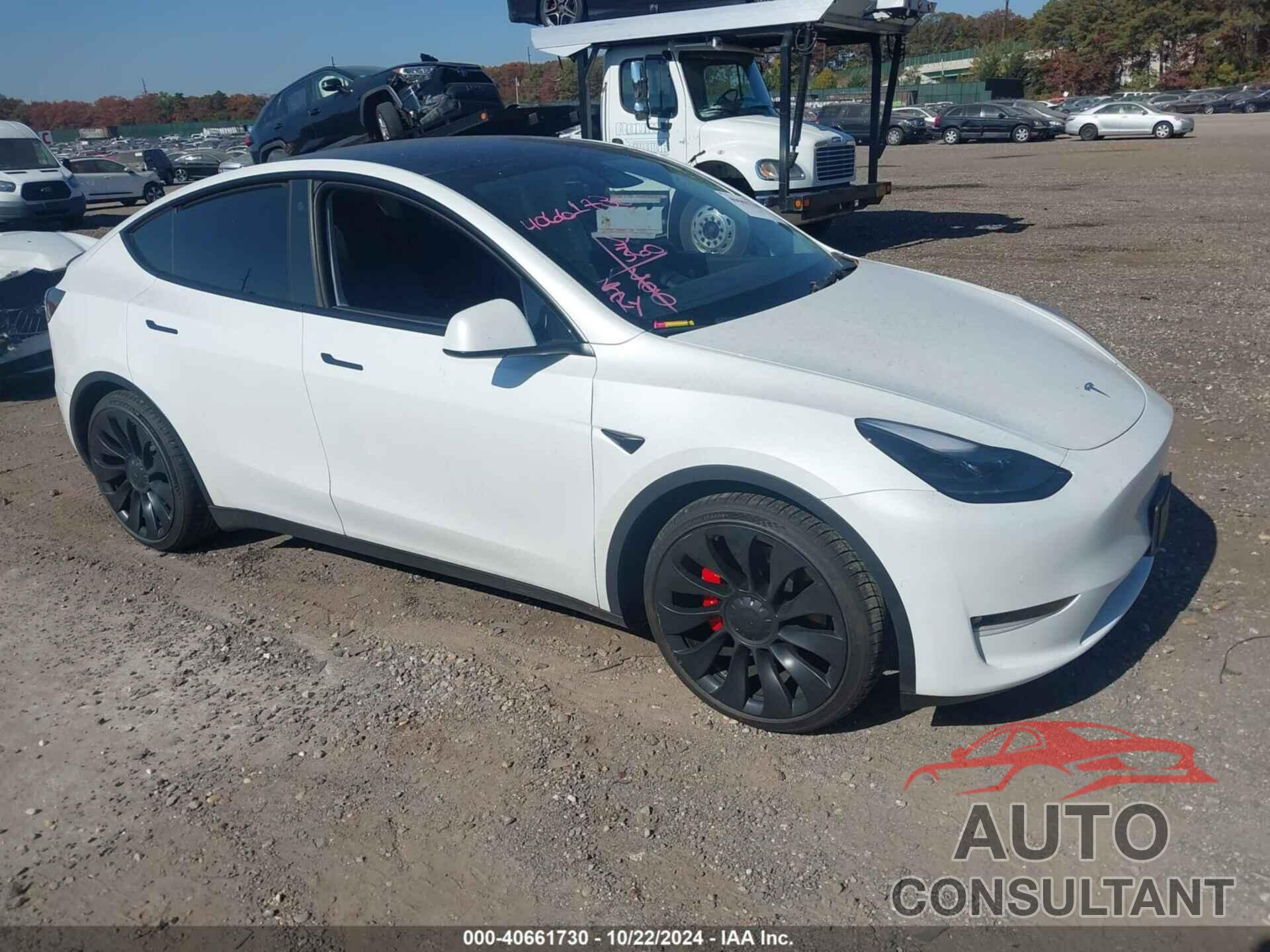 TESLA MODEL Y 2022 - 7SAYGDEF6NF467860