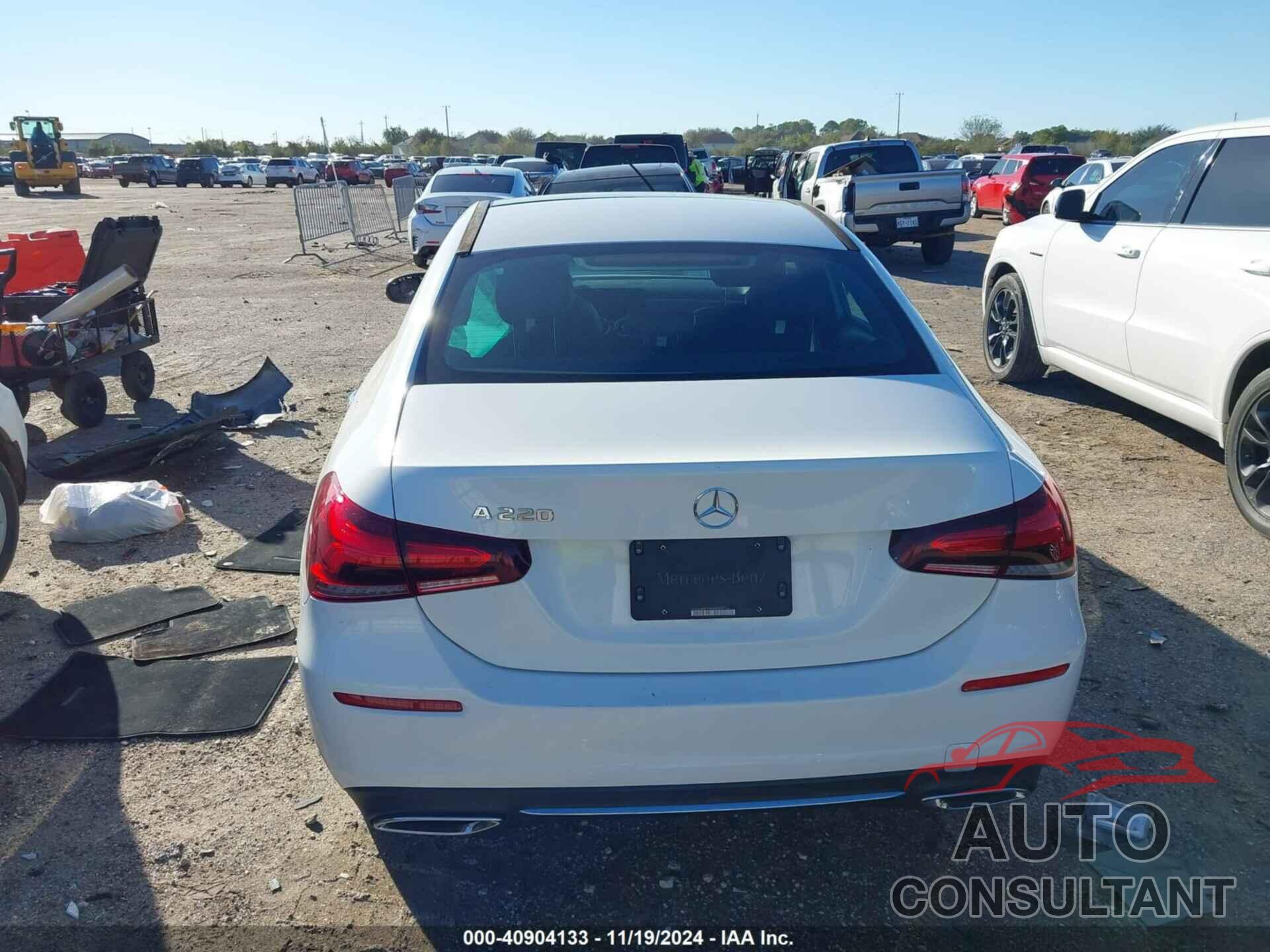 MERCEDES-BENZ A 220 2019 - WDD3G4EB7KW000514