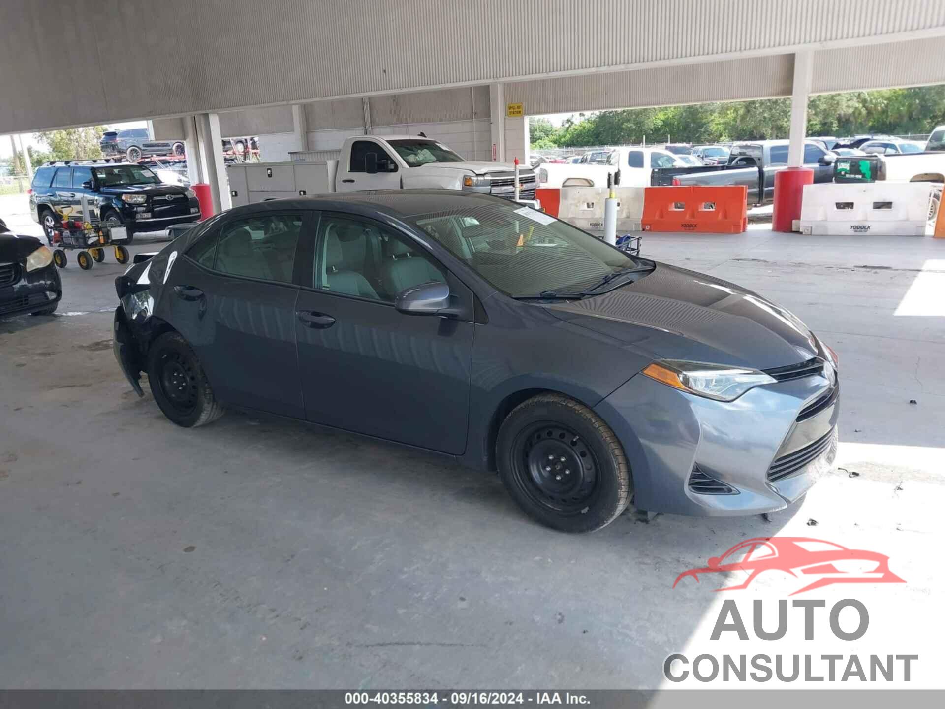 TOYOTA COROLLA 2018 - 2T1BURHE3JC034541