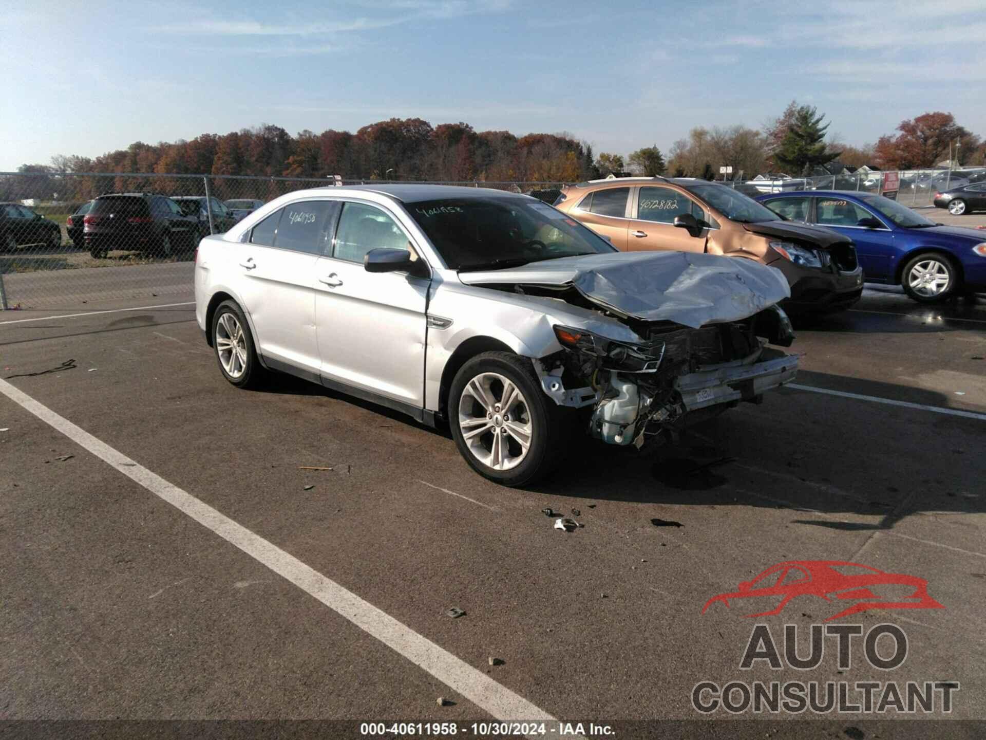 FORD TAURUS 2015 - 1FAHP2E83FG182484