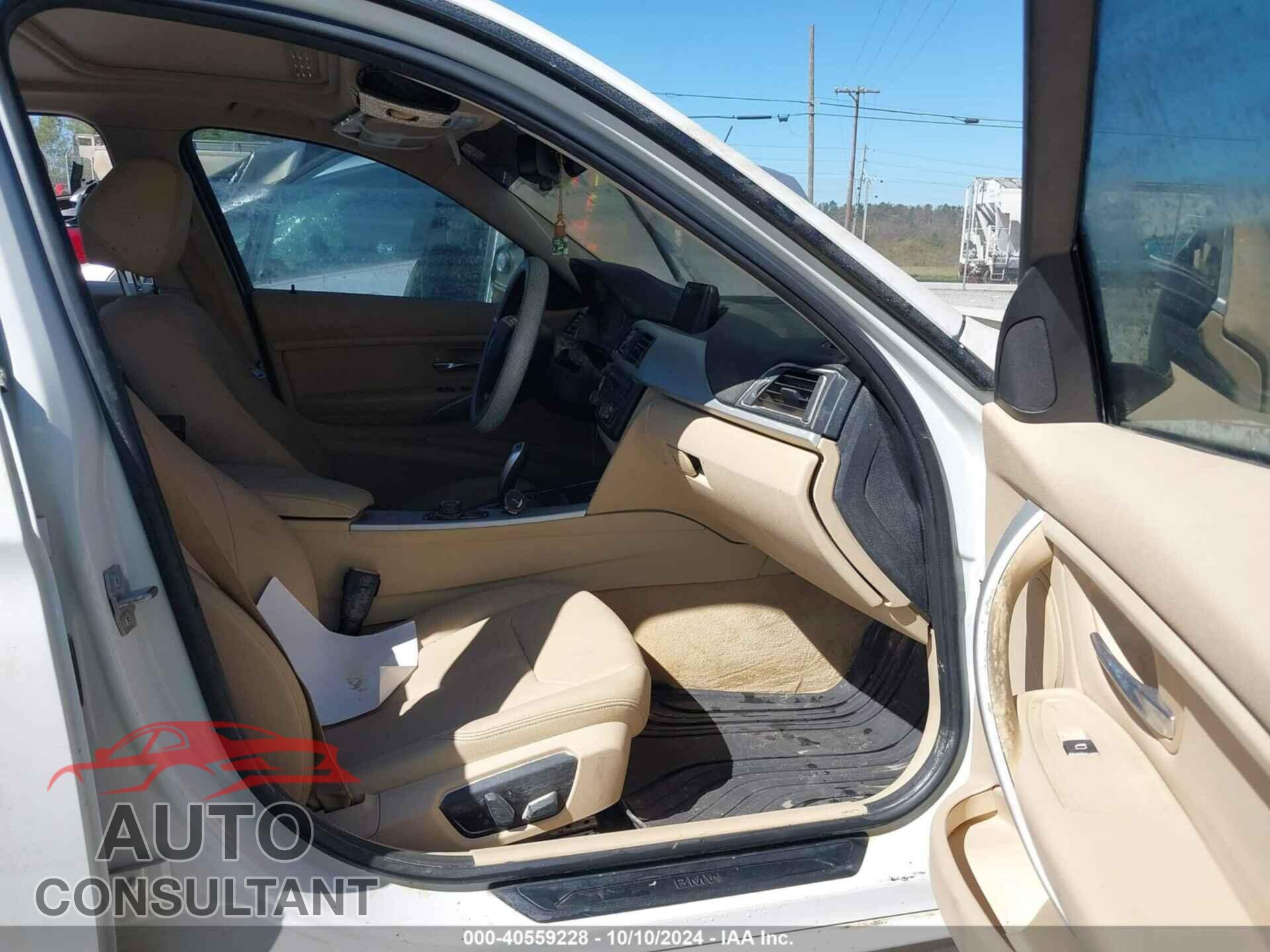 BMW 328I 2013 - WBA3A5C50DF355345