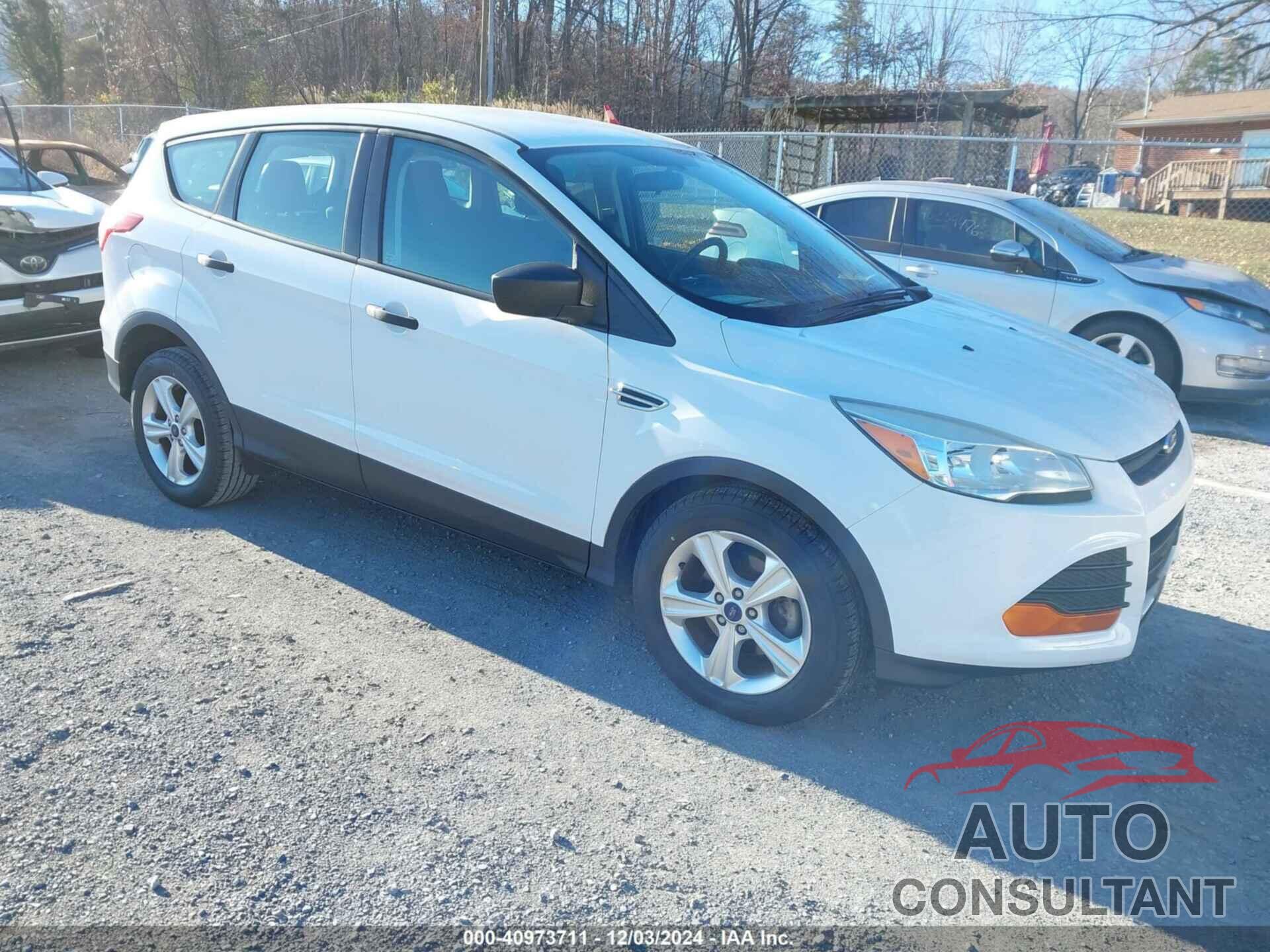 FORD ESCAPE 2015 - 1FMCU0F73FUC74862