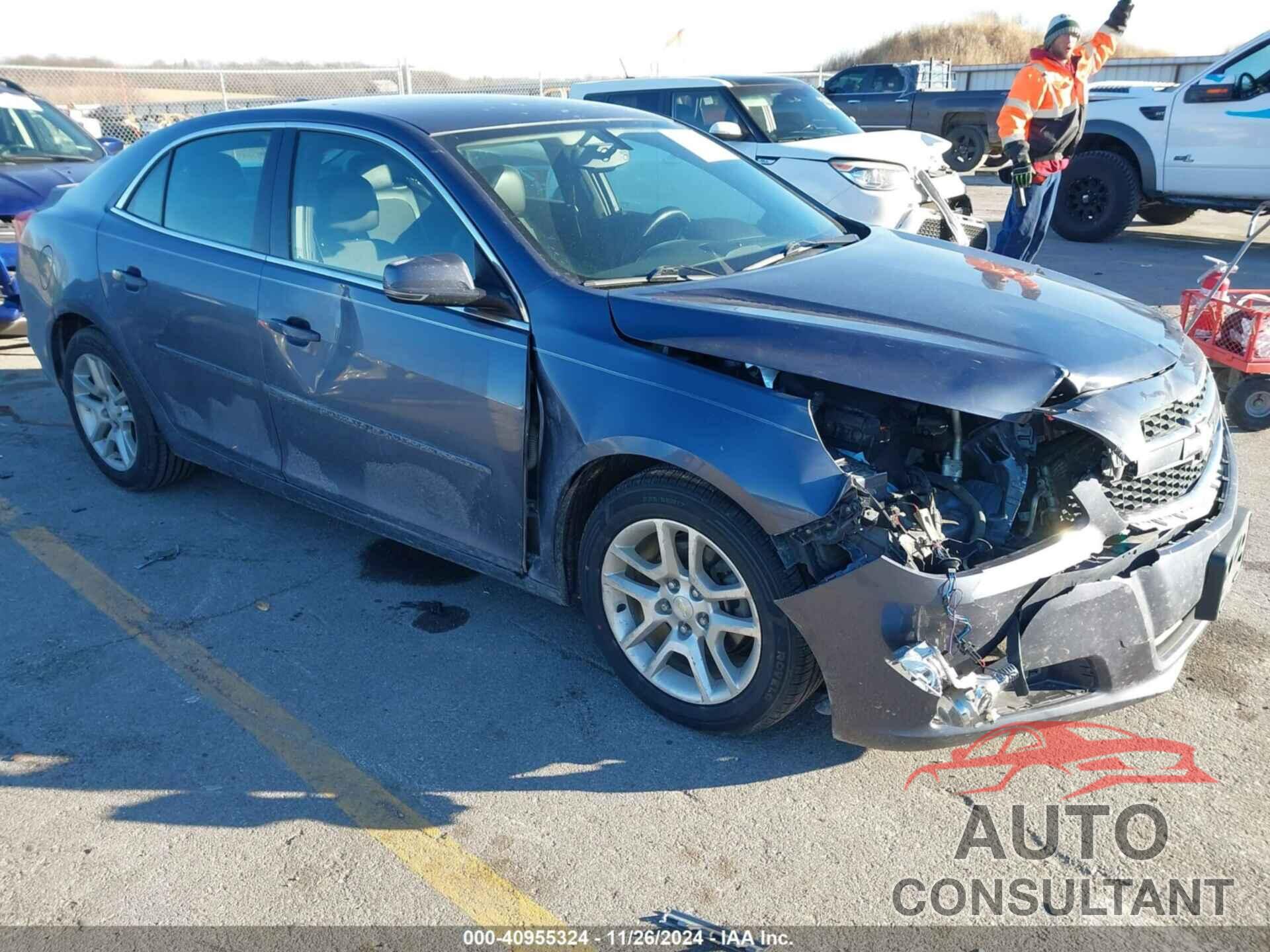 CHEVROLET MALIBU 2013 - 1G11C5SA7DF338943