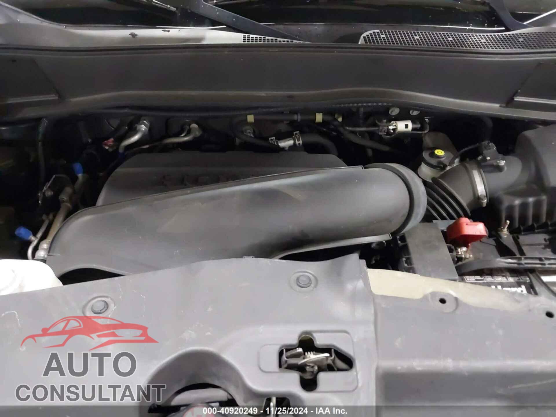 HONDA PILOT 2015 - 5FNYF4H98FB048206