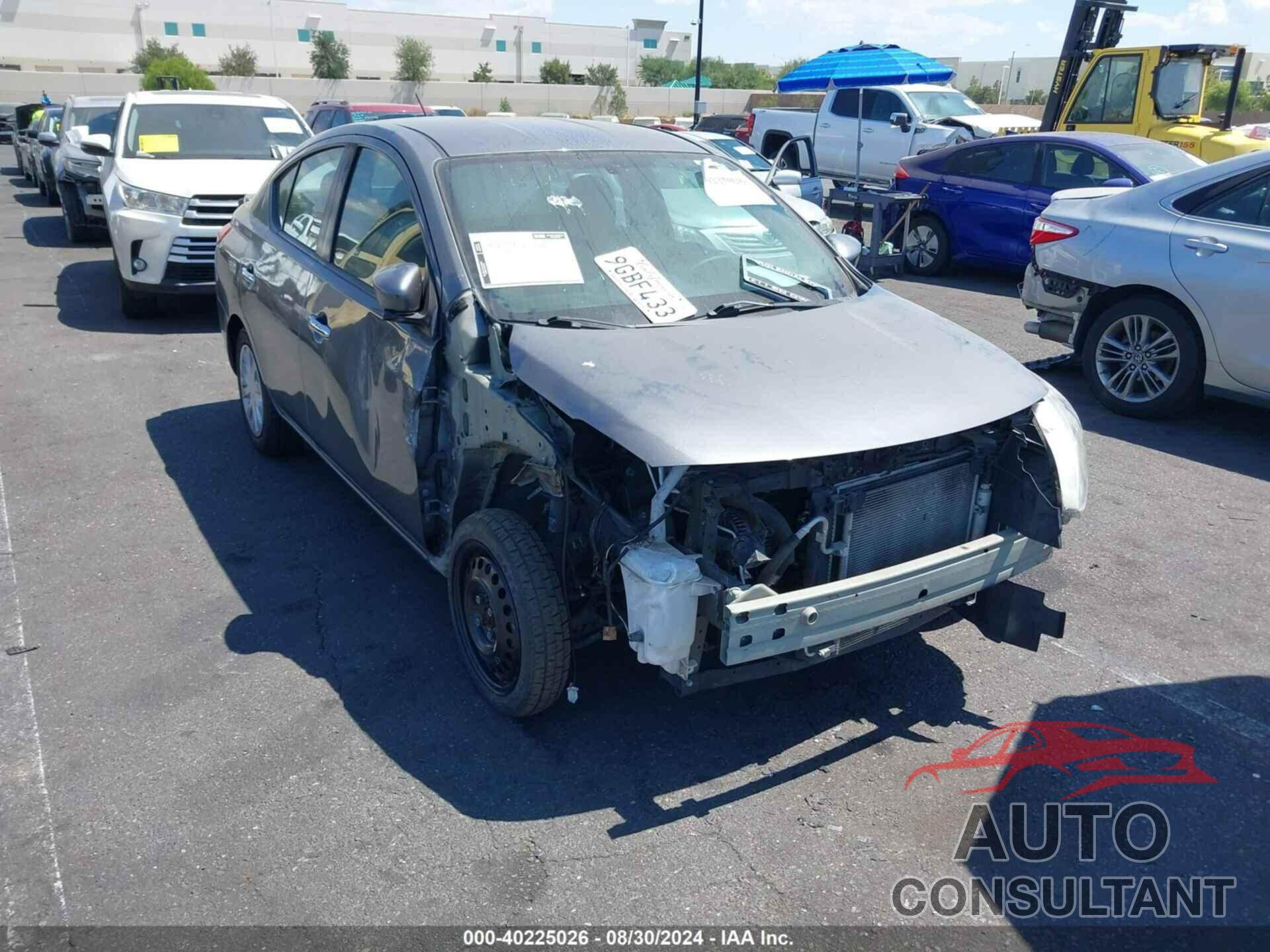 NISSAN VERSA 2019 - 3N1CN7AP7KL852793