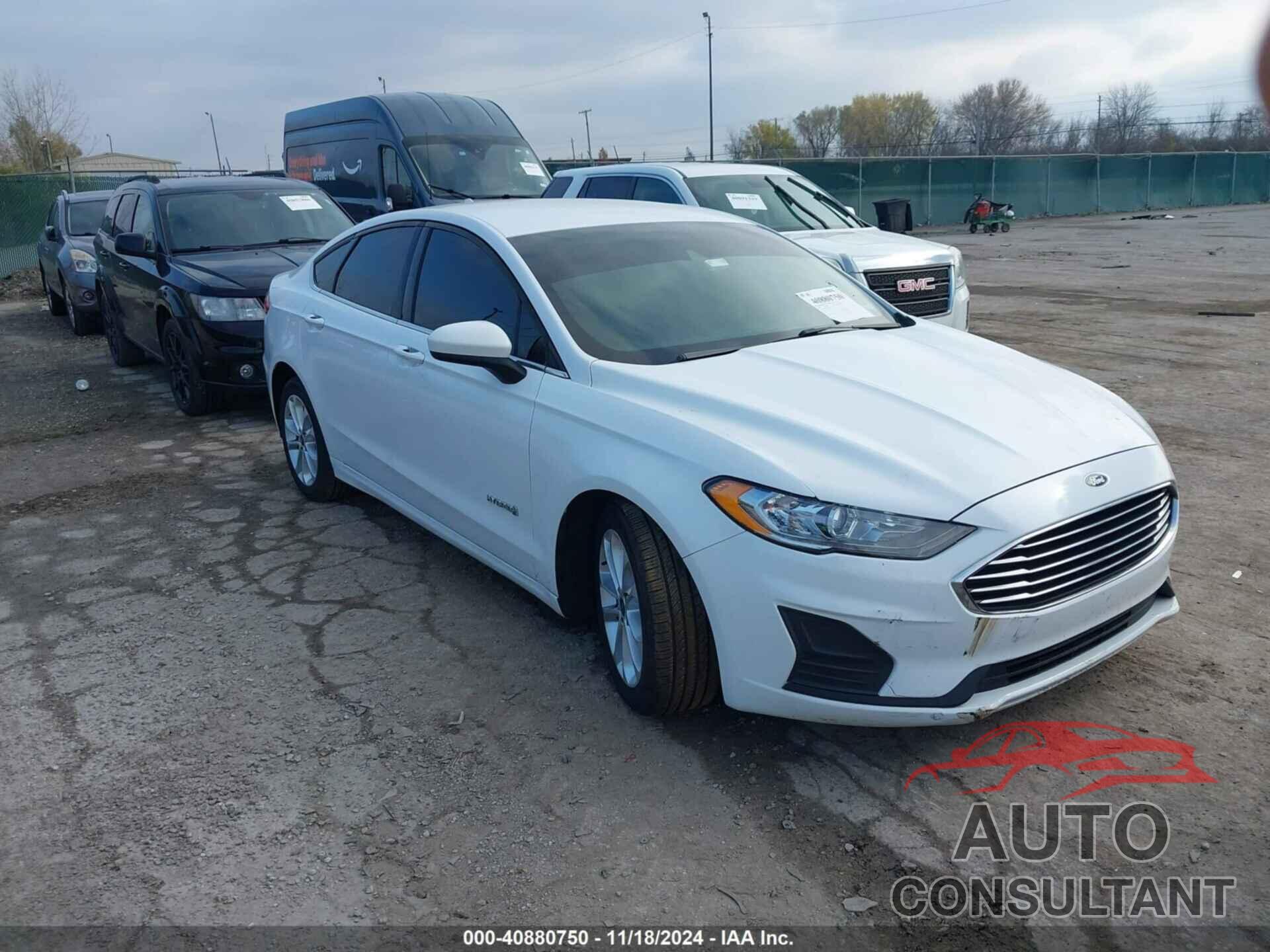 FORD FUSION HYBRID 2019 - 3FA6P0LU8KR222797