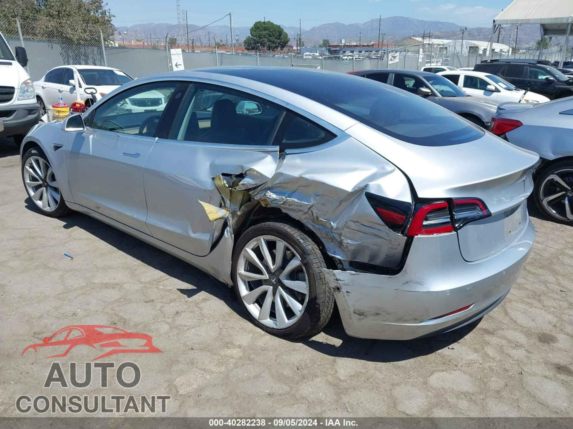 TESLA MODEL 3 2018 - 5YJ3E1EA0JF048476