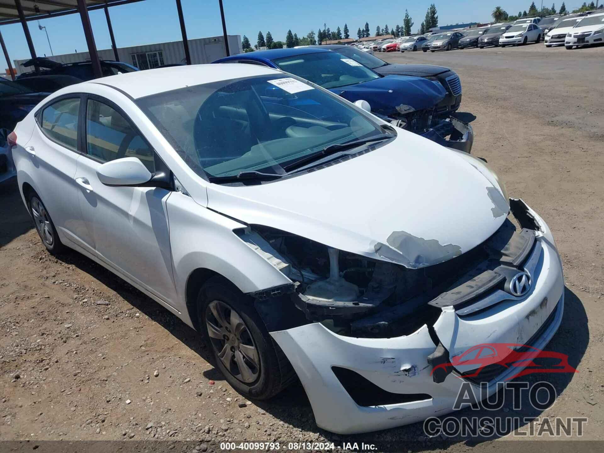 HYUNDAI ELANTRA 2016 - 5NPDH4AE9GH717070