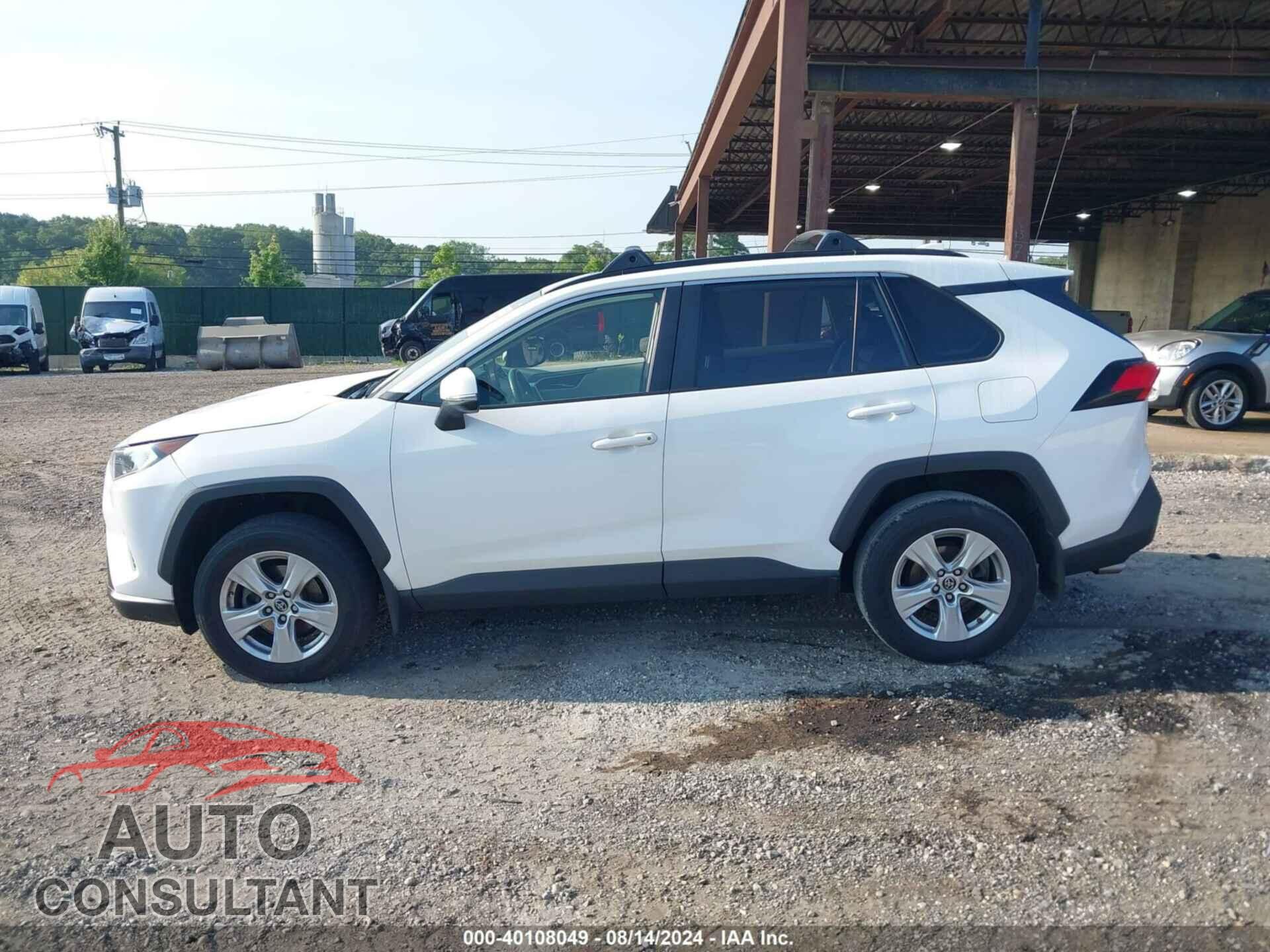 TOYOTA RAV4 2019 - JTMP1RFV0KD020442