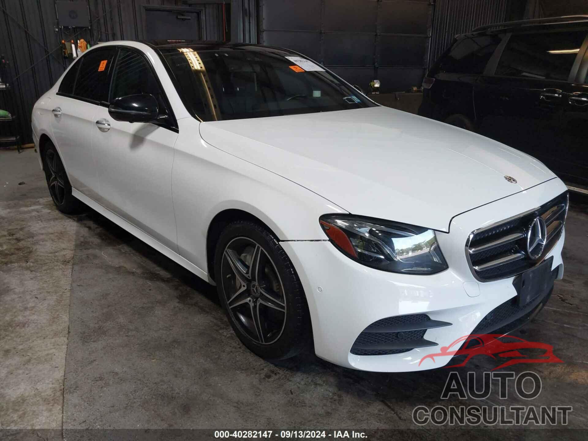 MERCEDES-BENZ E 300 2019 - WDDZF4KB1KA600301