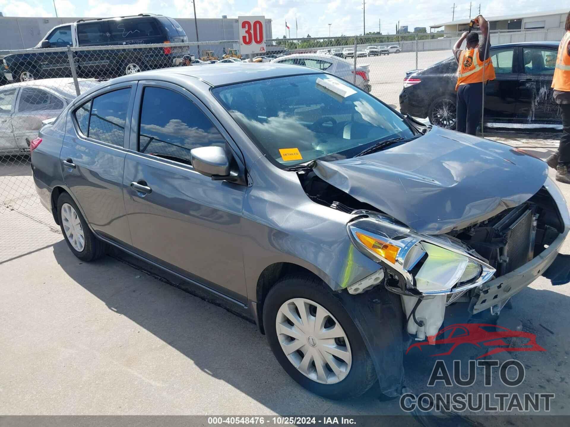 NISSAN VERSA 2017 - 3N1CN7APXHL855843