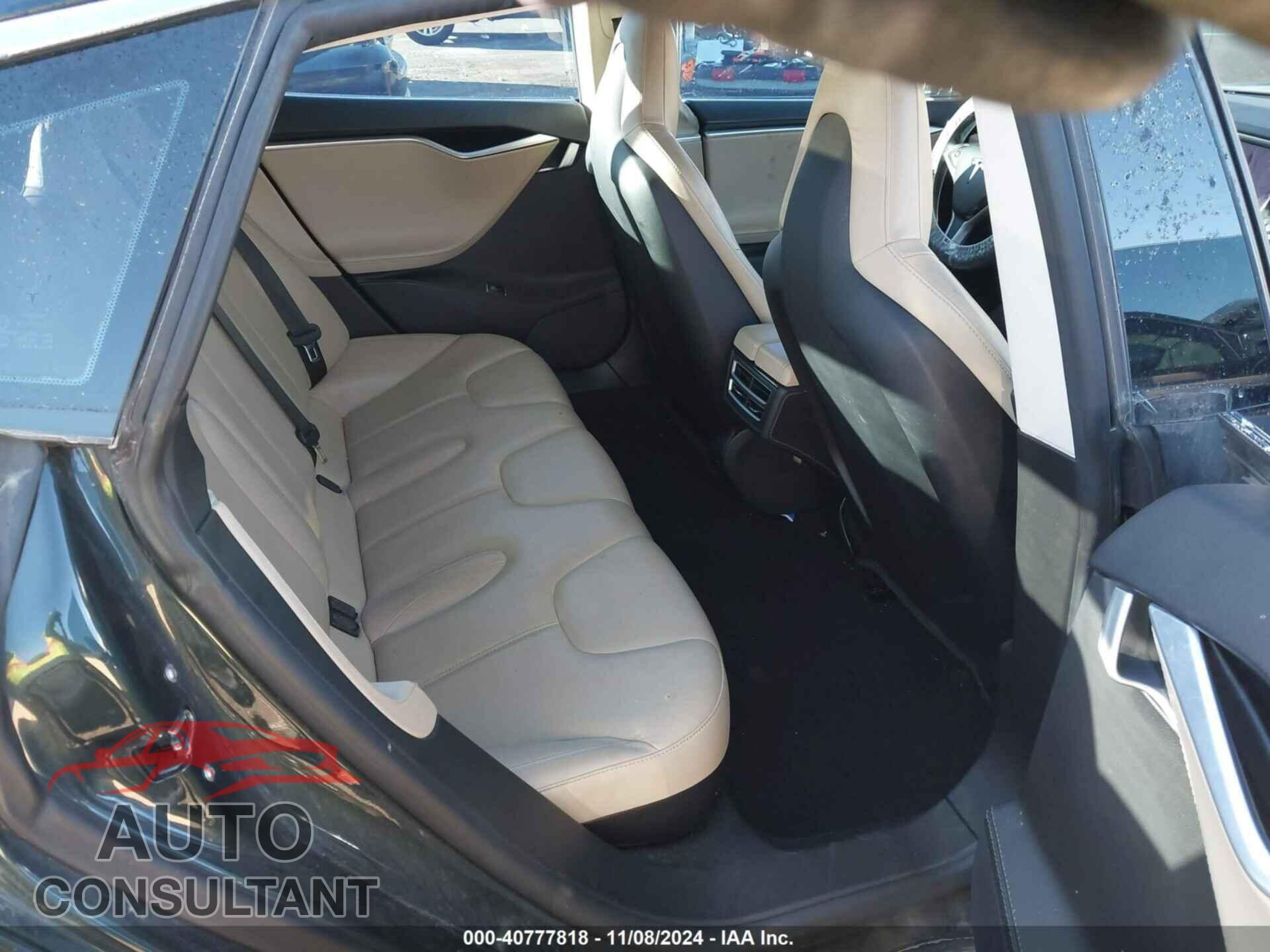TESLA MODEL S 2014 - 5YJSA1H18EFP40168