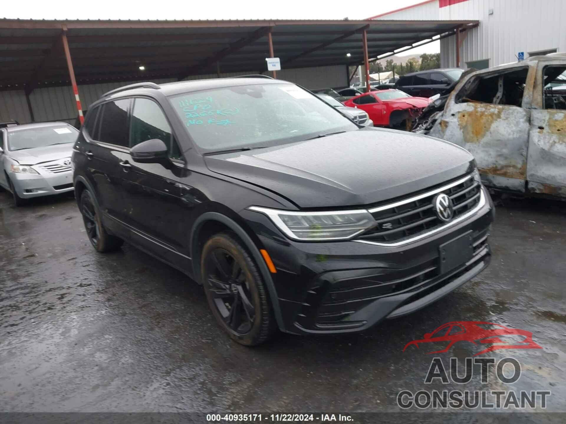 VOLKSWAGEN TIGUAN 2023 - 3VVCB7AX5PM107615