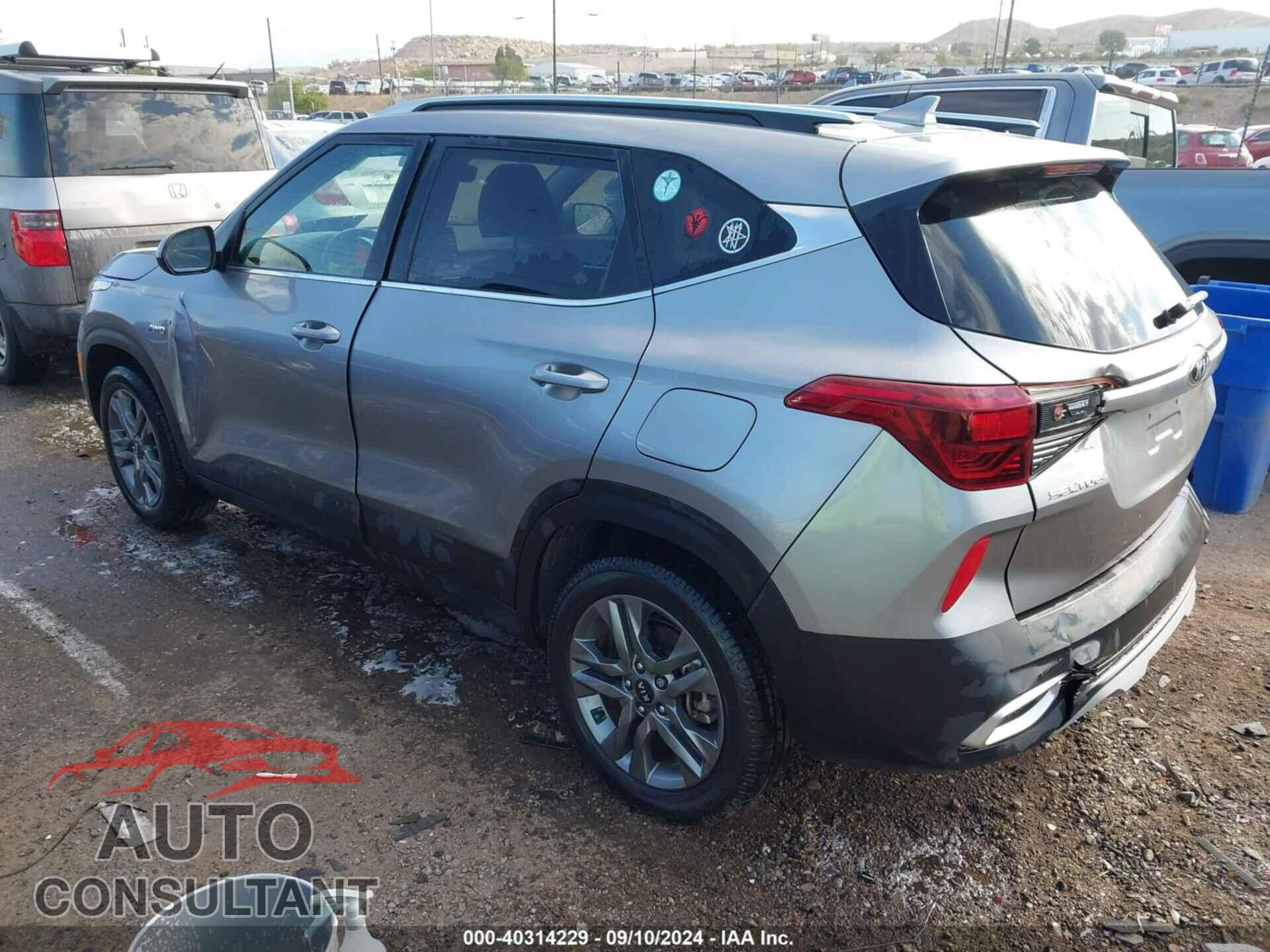 KIA SELTOS 2021 - KNDEUCAA8M7055733