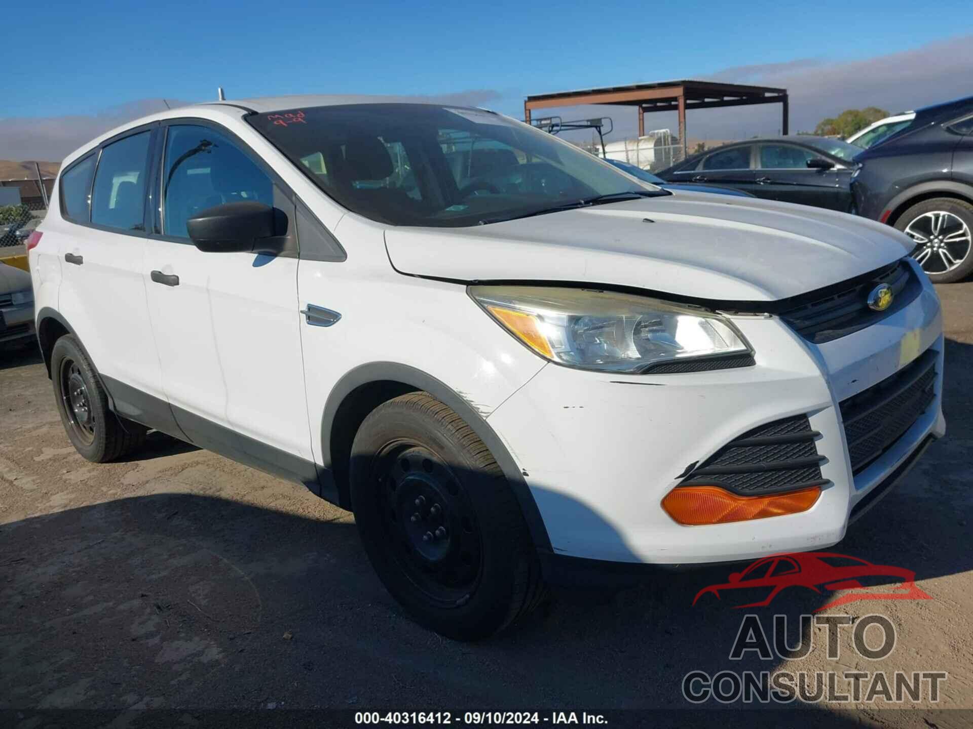 FORD ESCAPE 2016 - 1FMCU0F70GUC05435