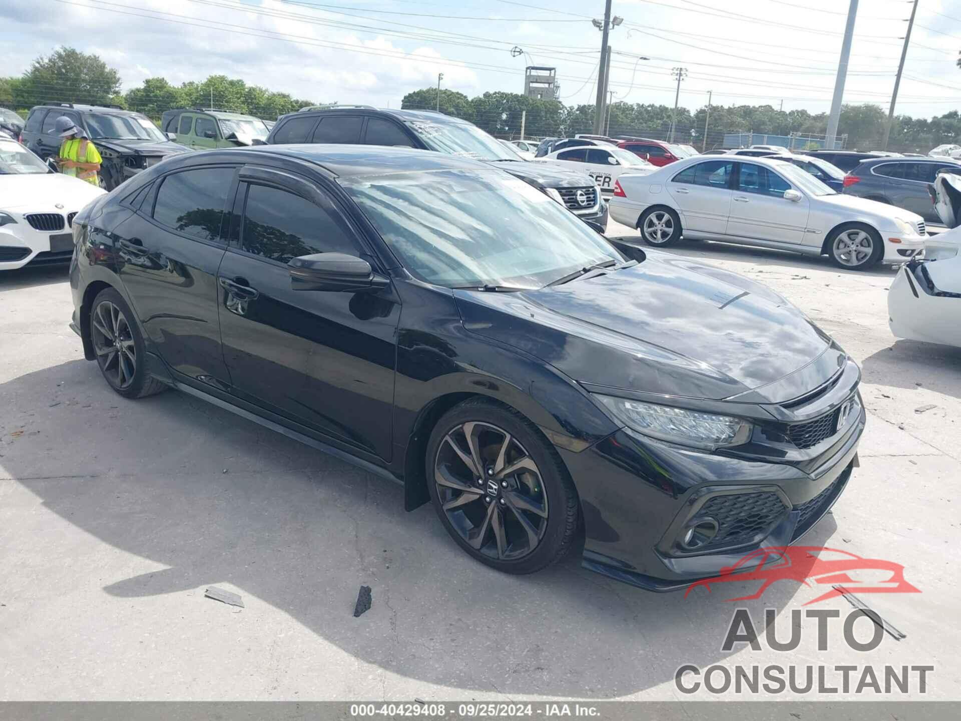 HONDA CIVIC 2018 - SHHFK7H98JU234372