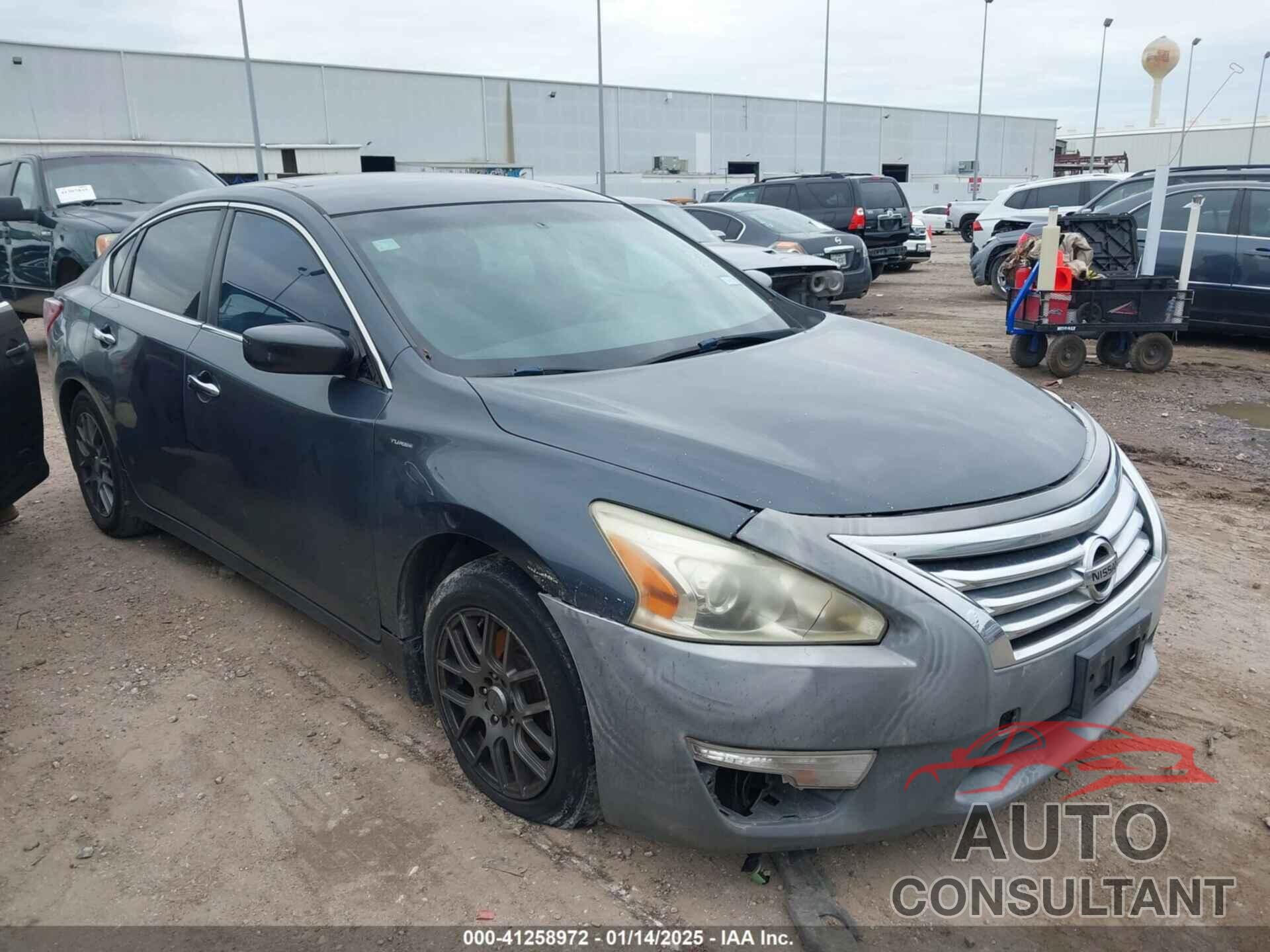 NISSAN ALTIMA 2013 - 1N4AL3AP8DN568973