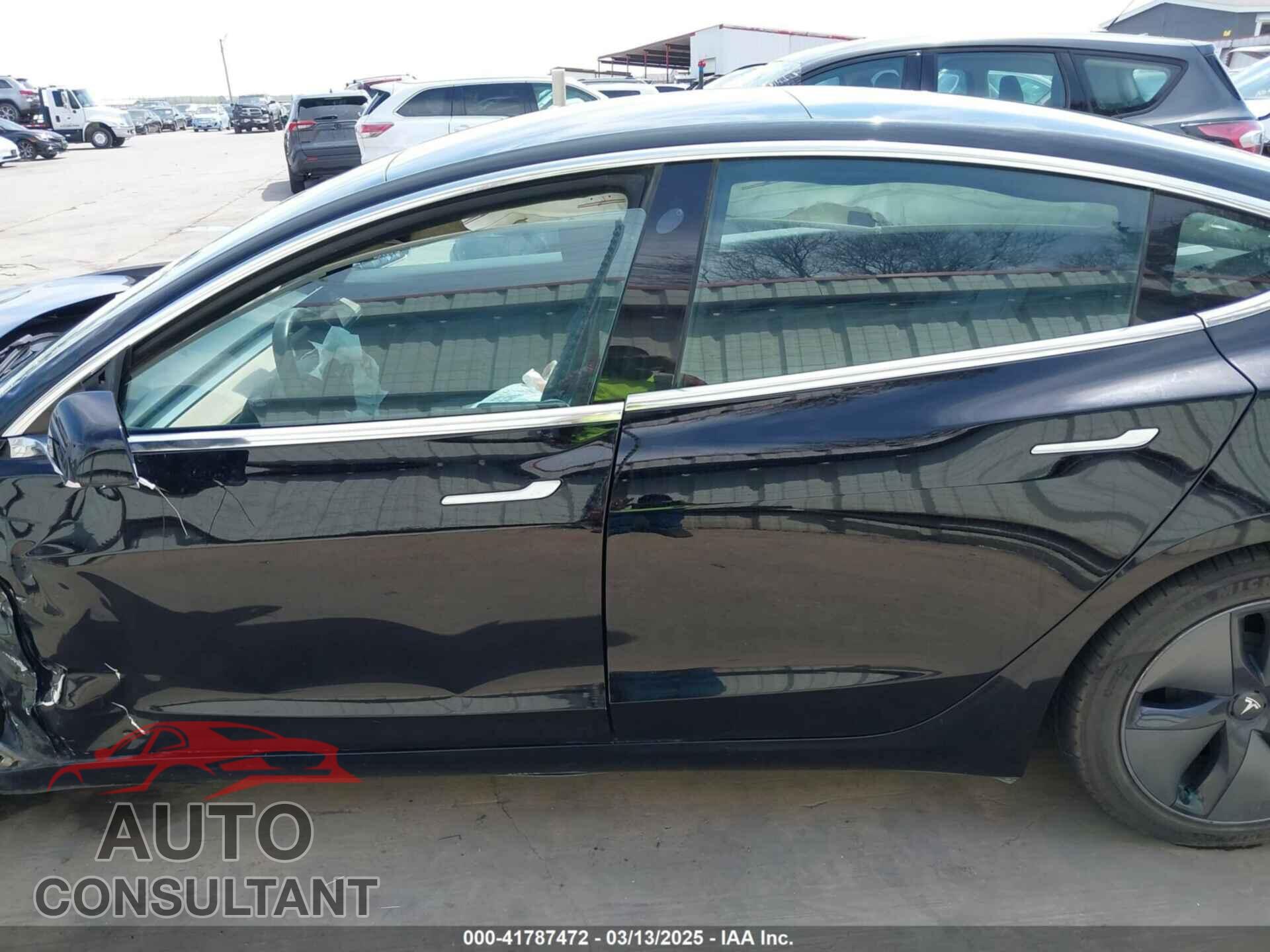 TESLA MODEL 3 2018 - 5YJ3E1EA2JF152709