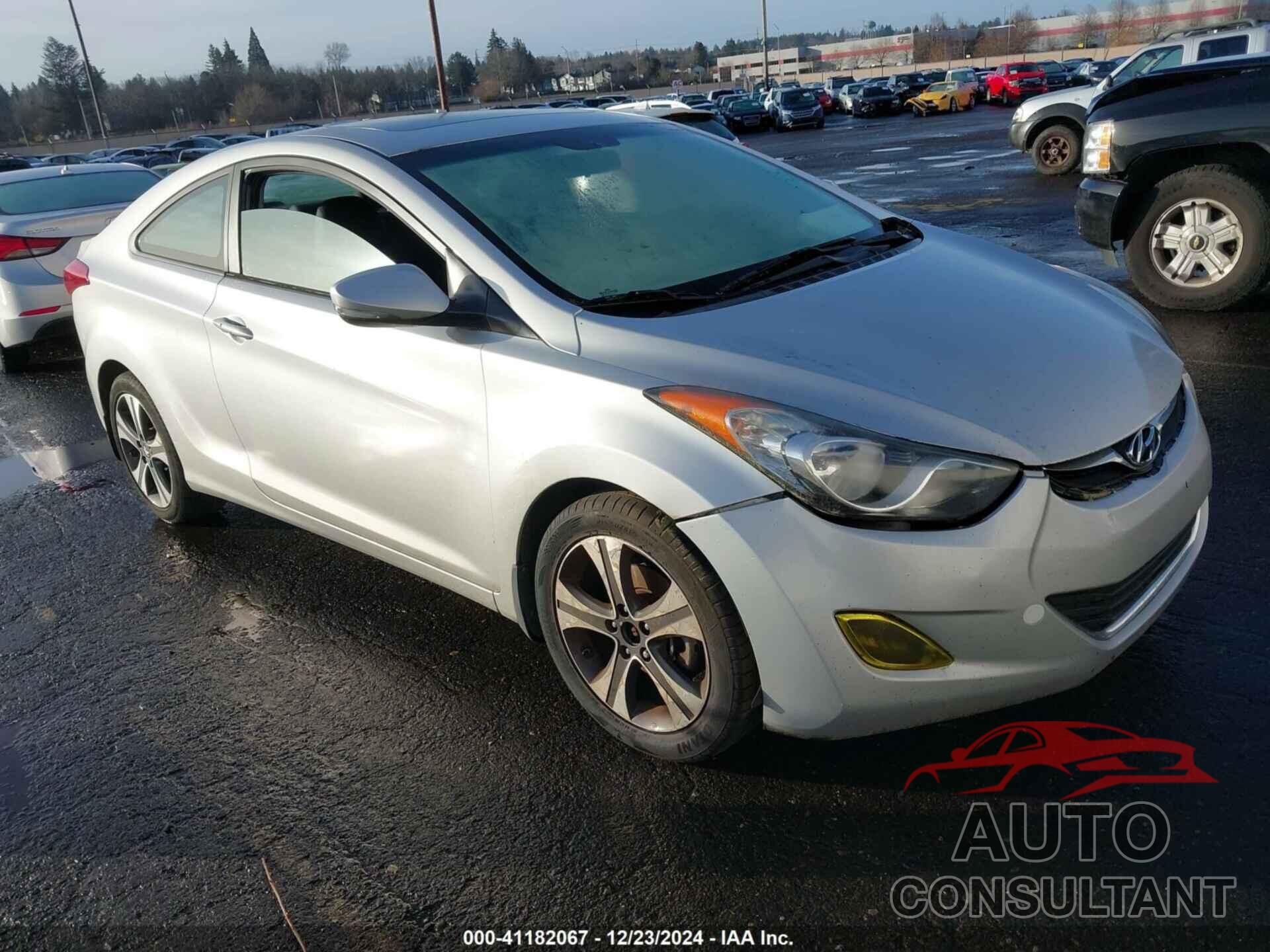 HYUNDAI ELANTRA 2013 - KMHDH6AE1DU015057