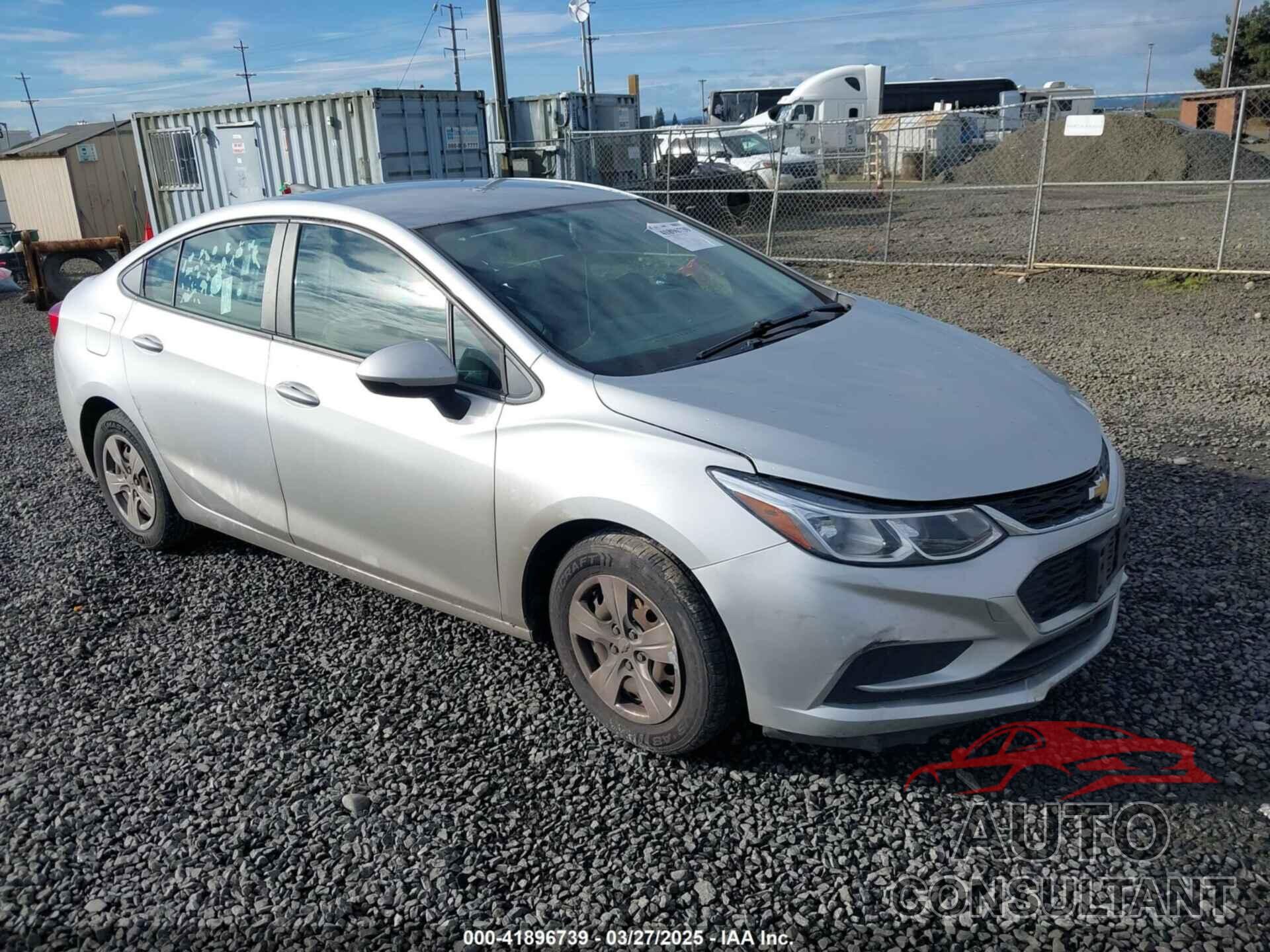 CHEVROLET CRUZE 2018 - 1G1BB5SMXJ7188902