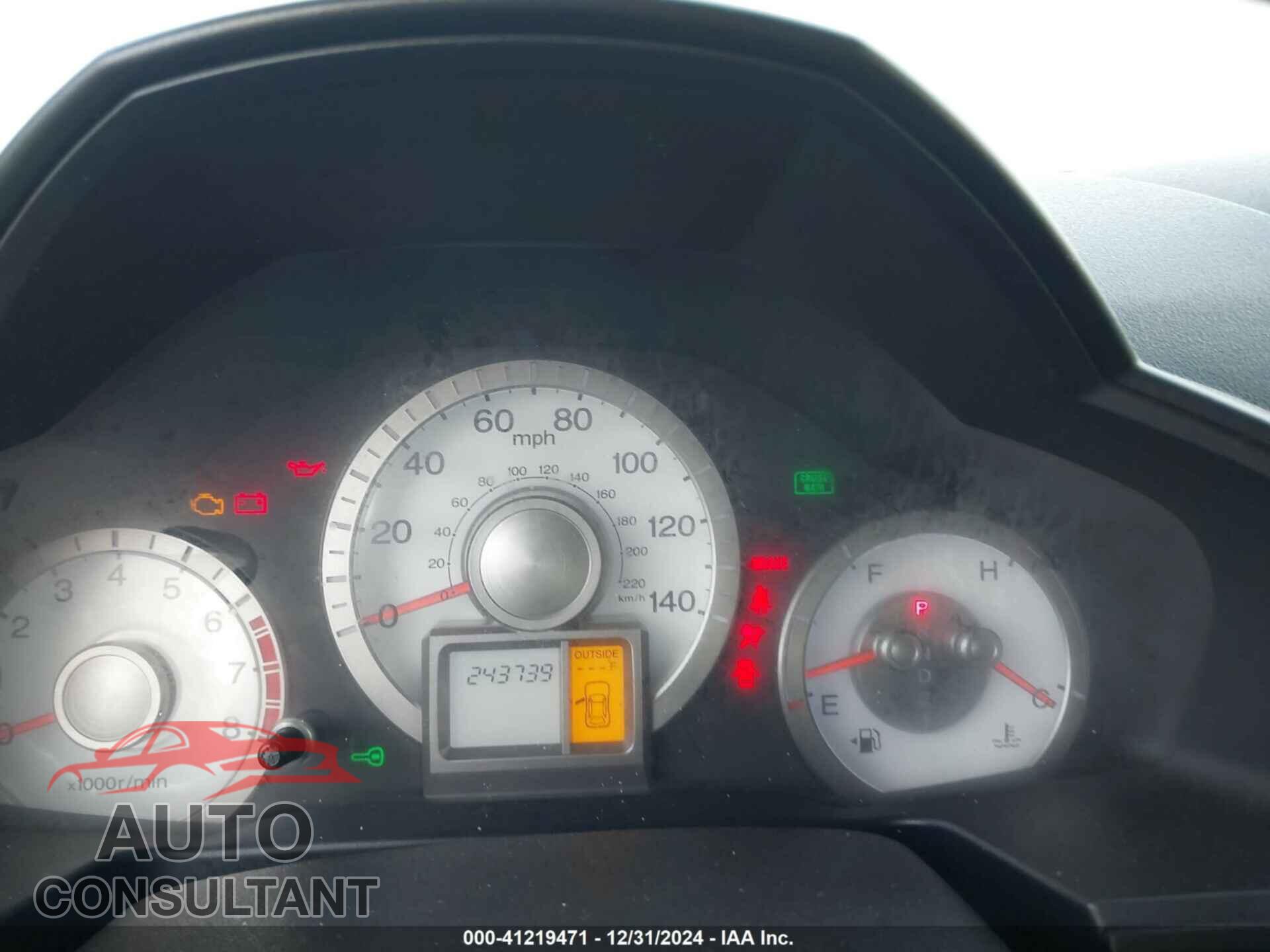 HONDA PILOT 2011 - 5FNYF3H65BB051879