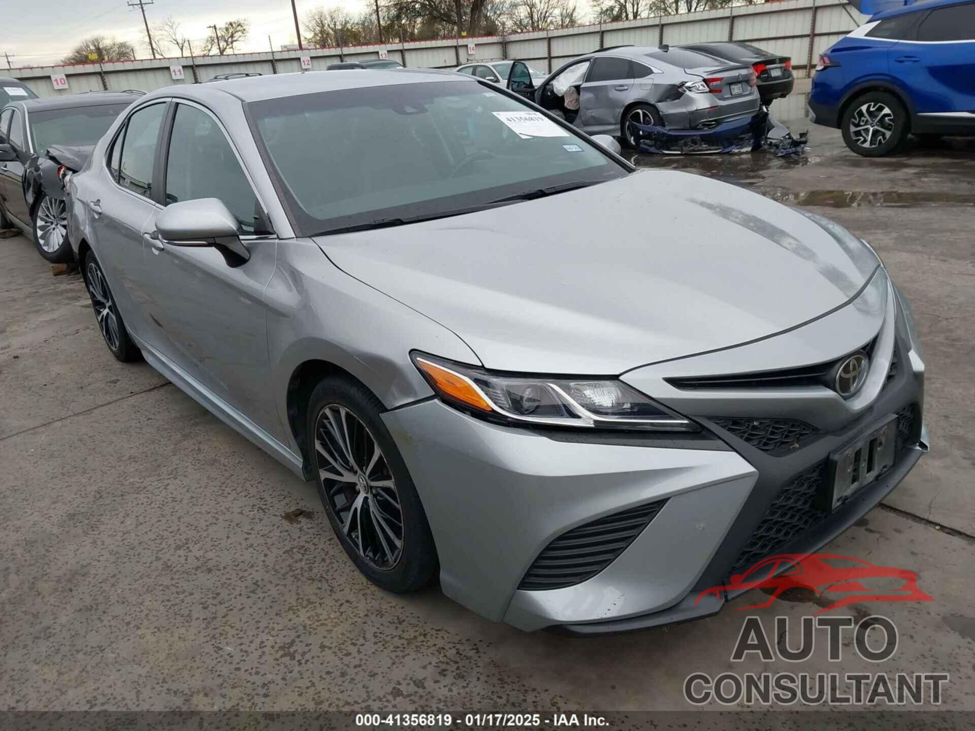 TOYOTA CAMRY 2018 - 4T1B11HK5JU592129