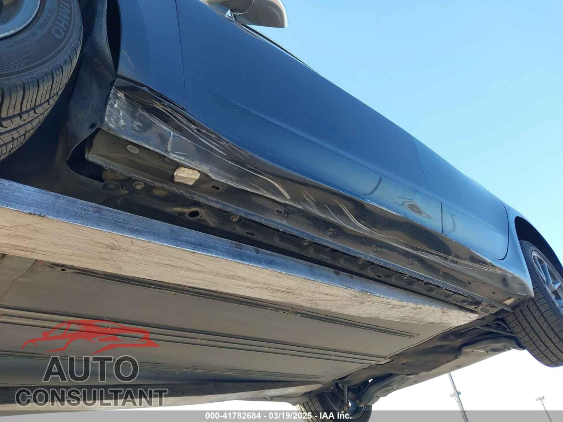 TESLA MODEL 3 2018 - 5YJ3E1EA3JF013897