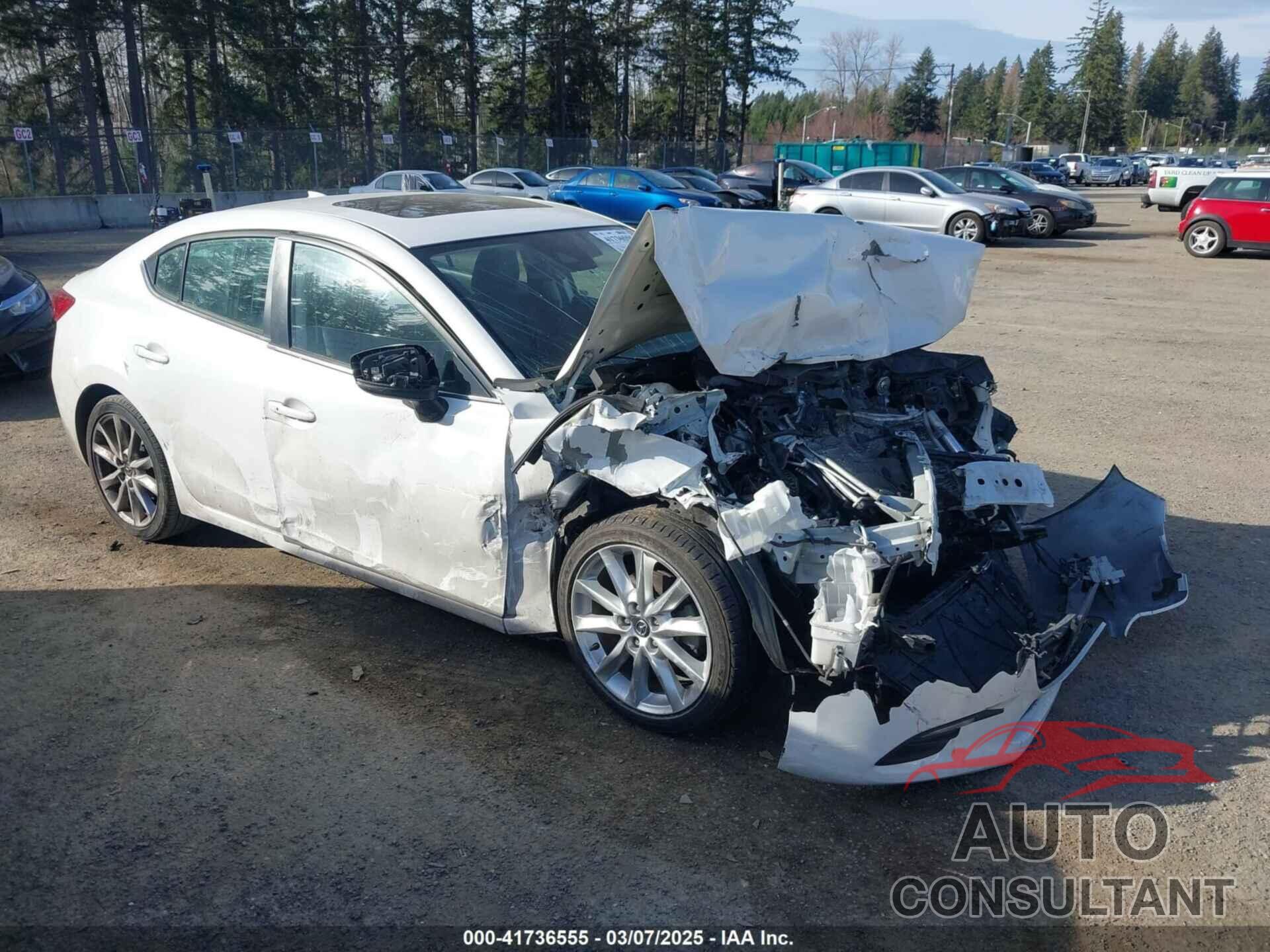 MAZDA MAZDA3 2017 - 3MZBN1V76HM117626