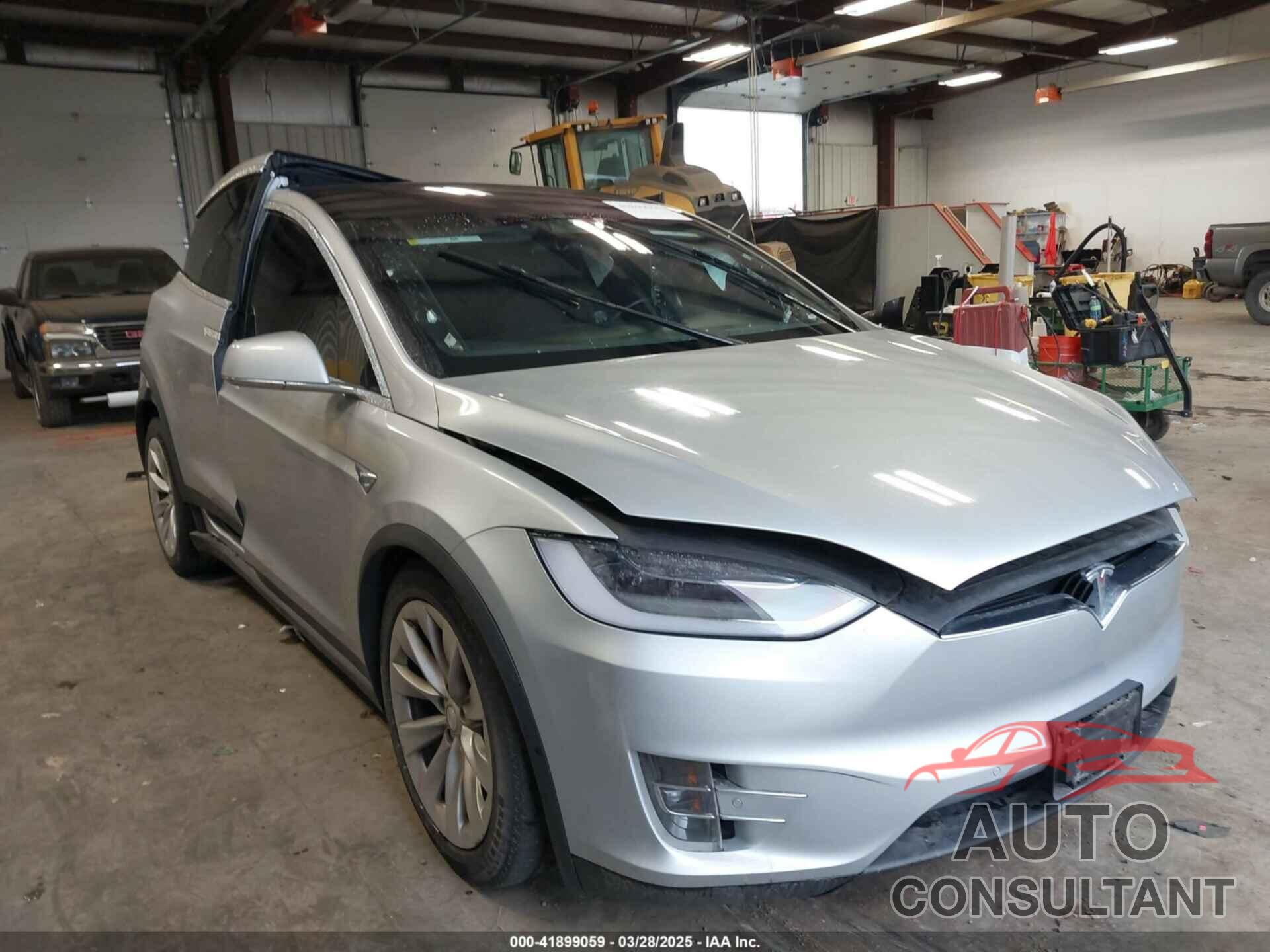 TESLA MODEL X 2018 - 5YJXCDE28JF120932